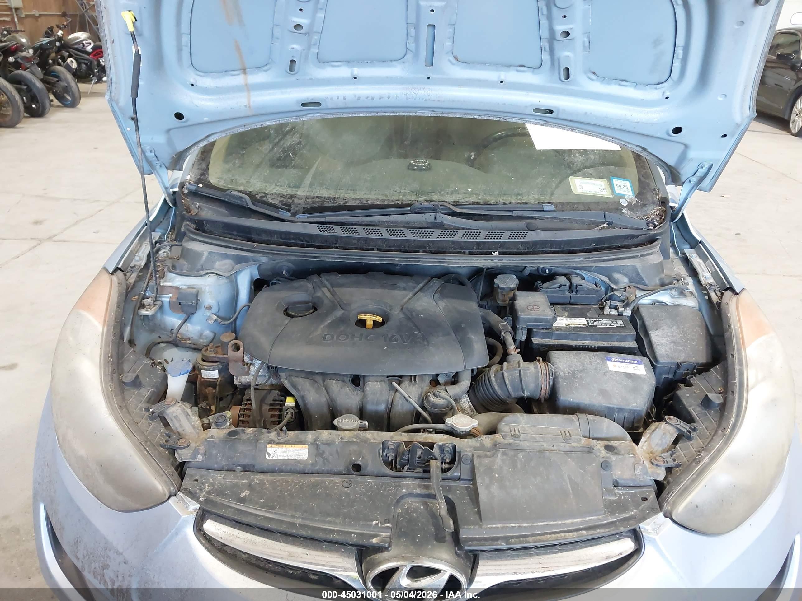 HYUNDAI ELANTRA image 10