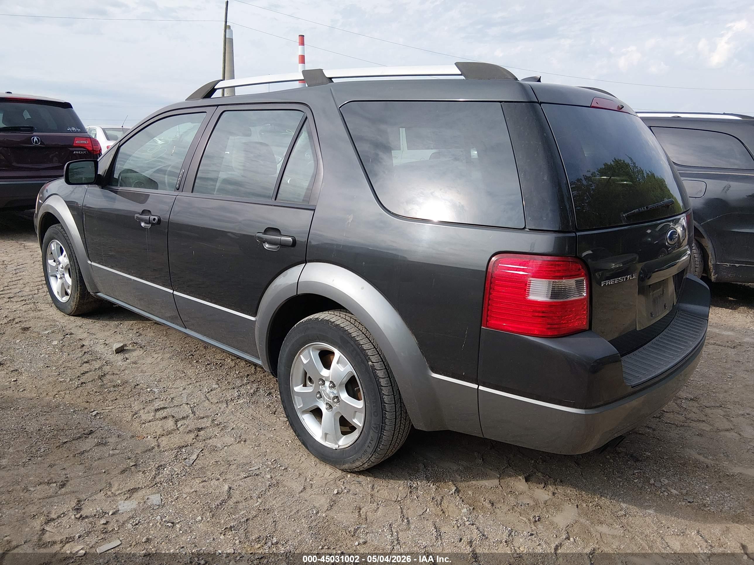 FORD FREESTYLE image 3