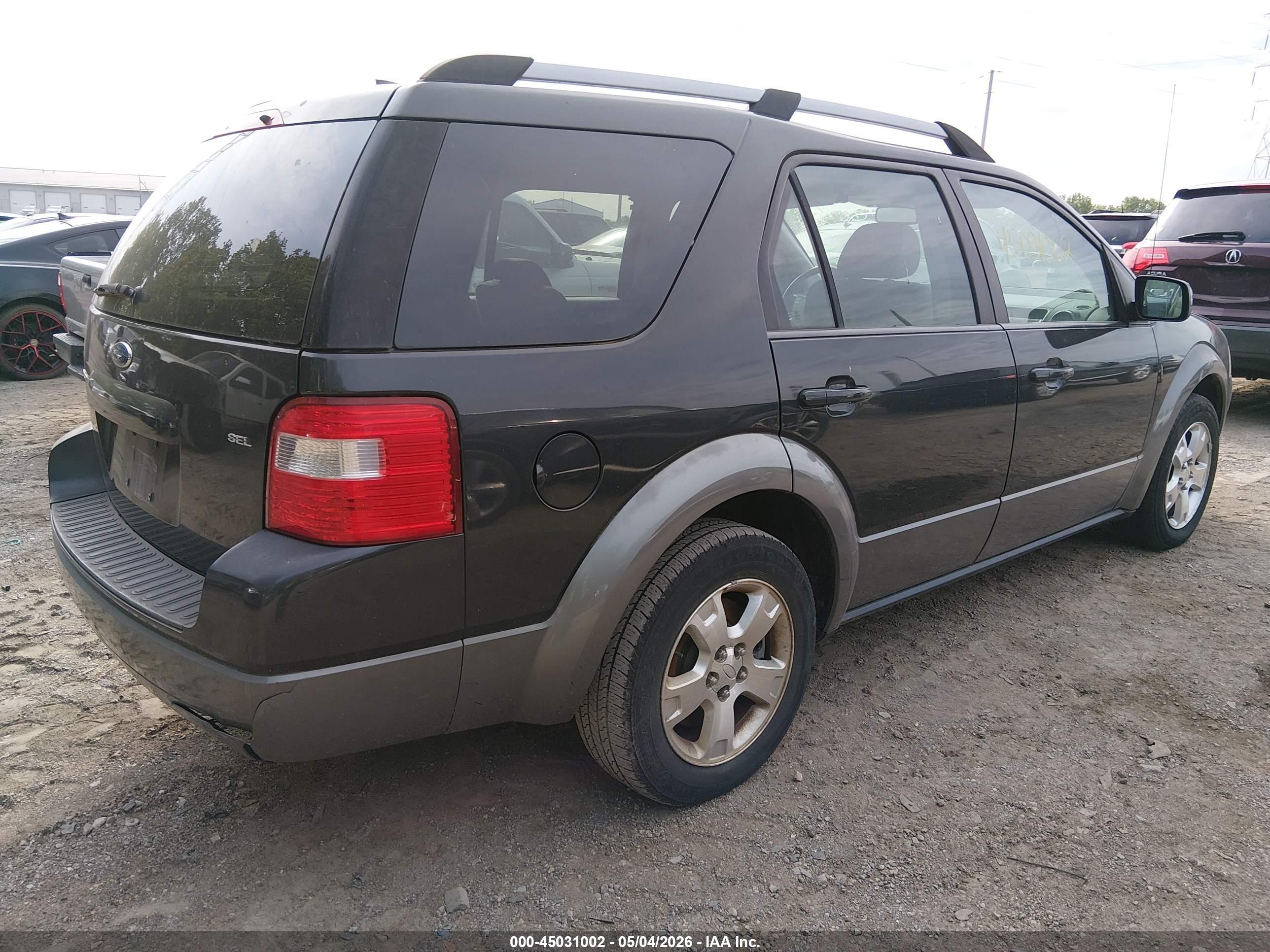 FORD FREESTYLE image 4