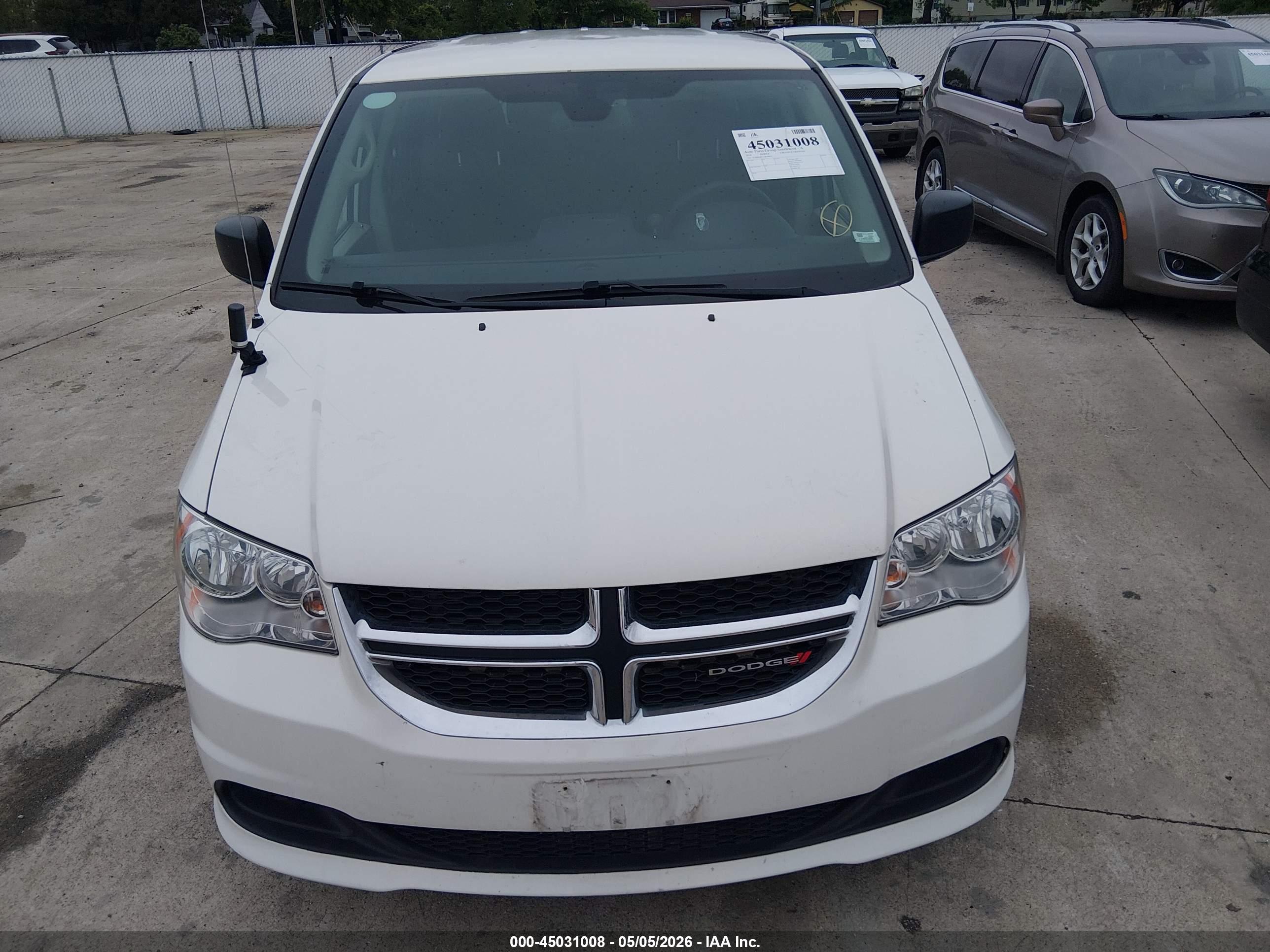 DODGE GRAND image 6