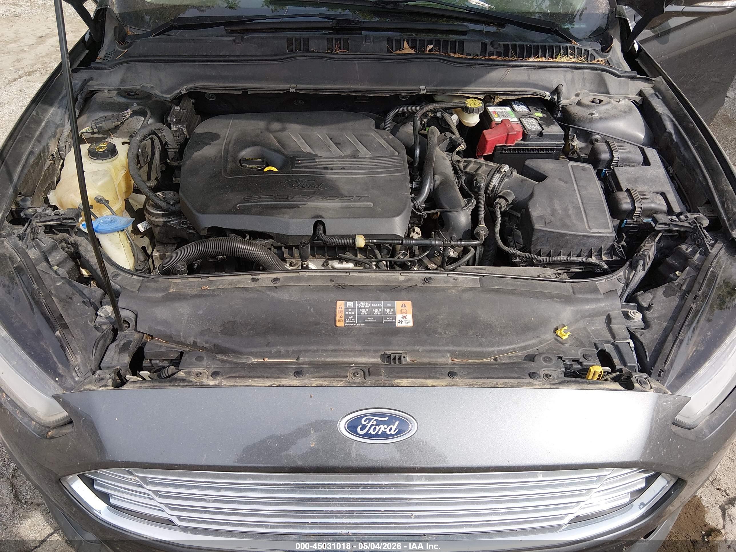 FORD FUSION image 10