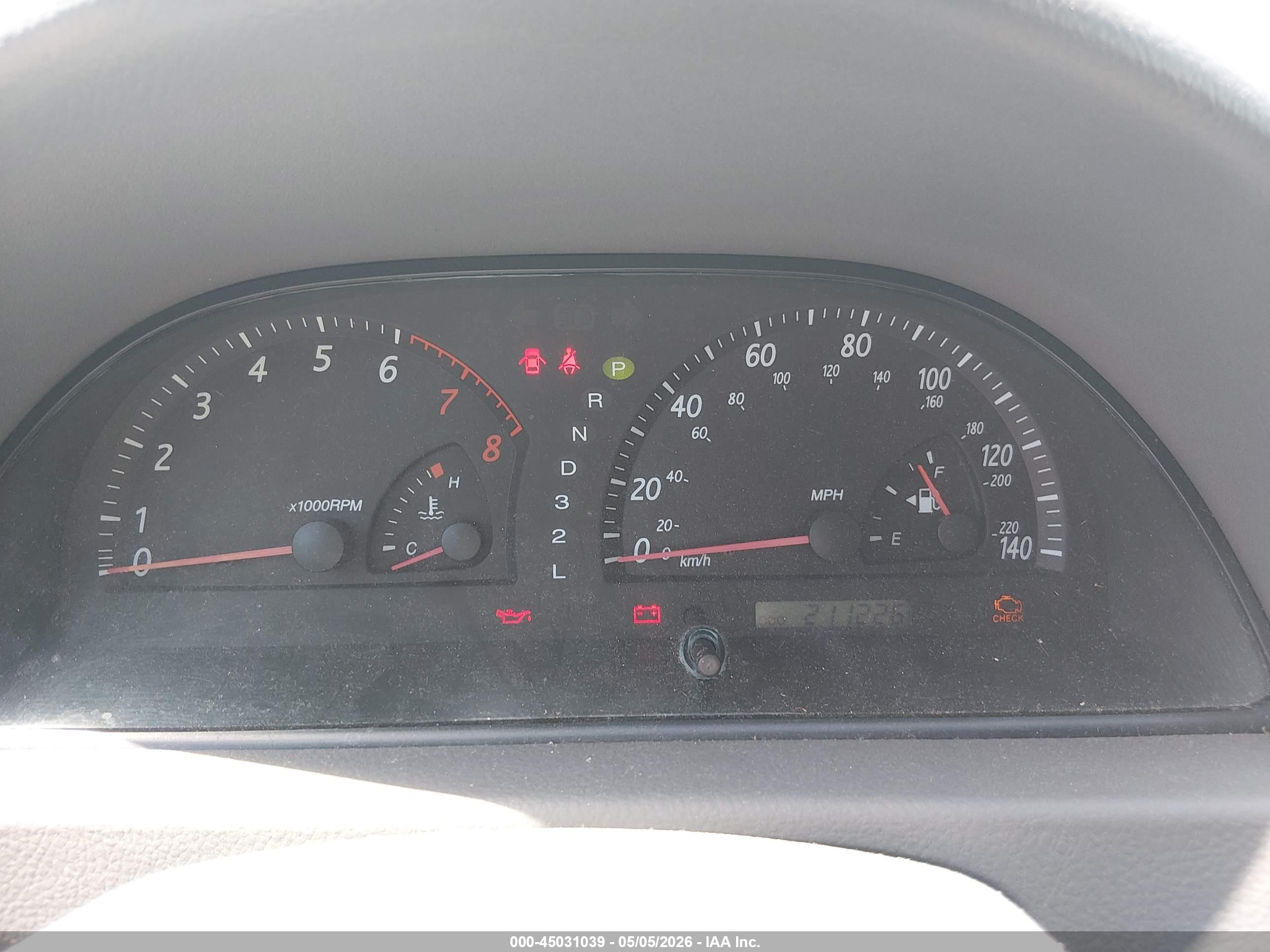 TOYOTA CAMRY image 7