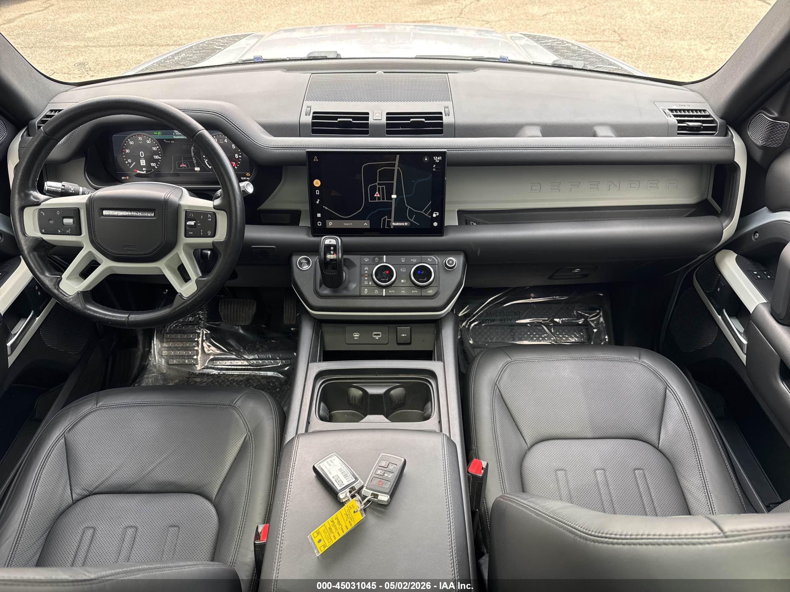 LAND ROVER image 6