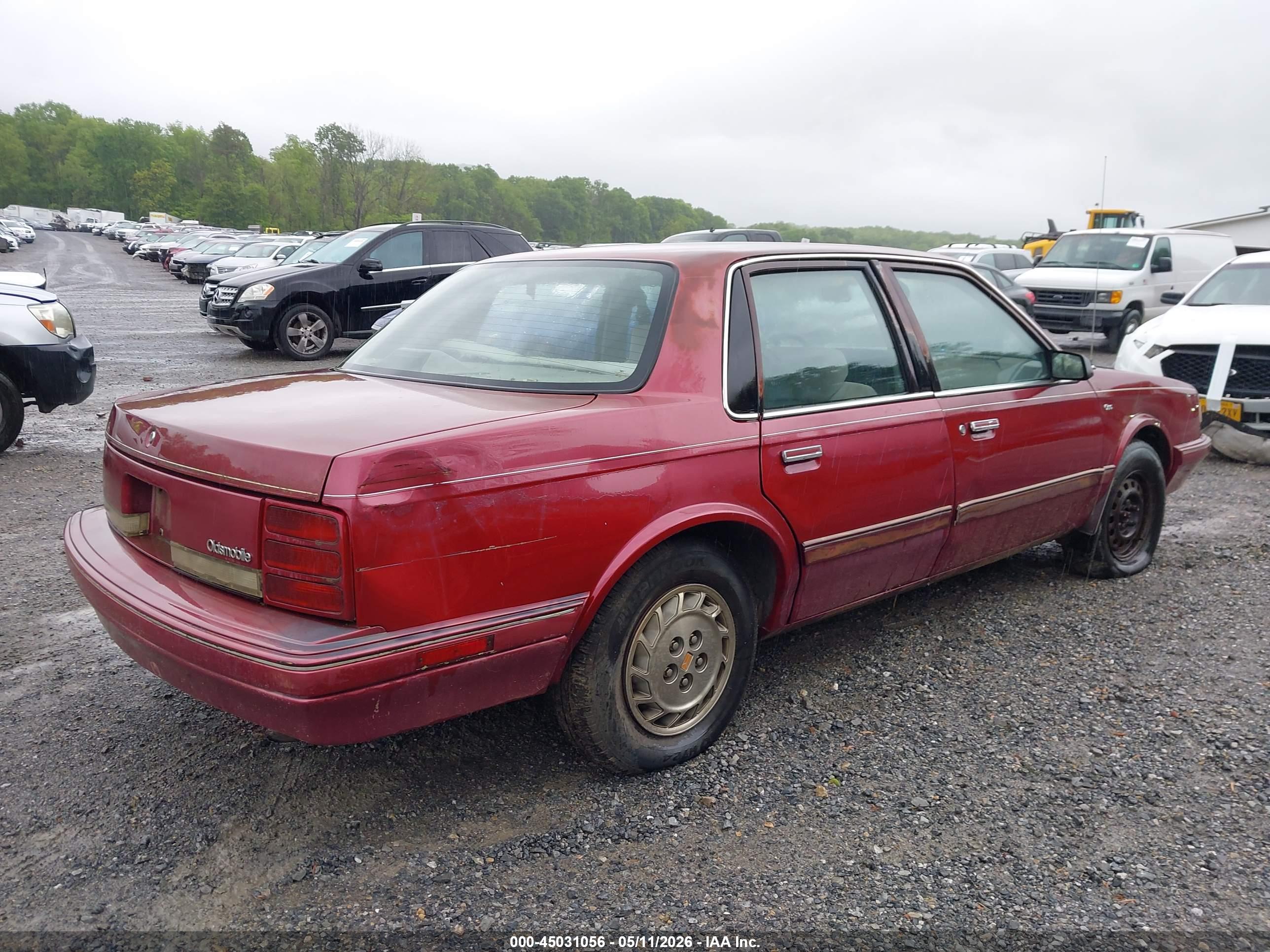 OLDSMOBILE CIERA image 6