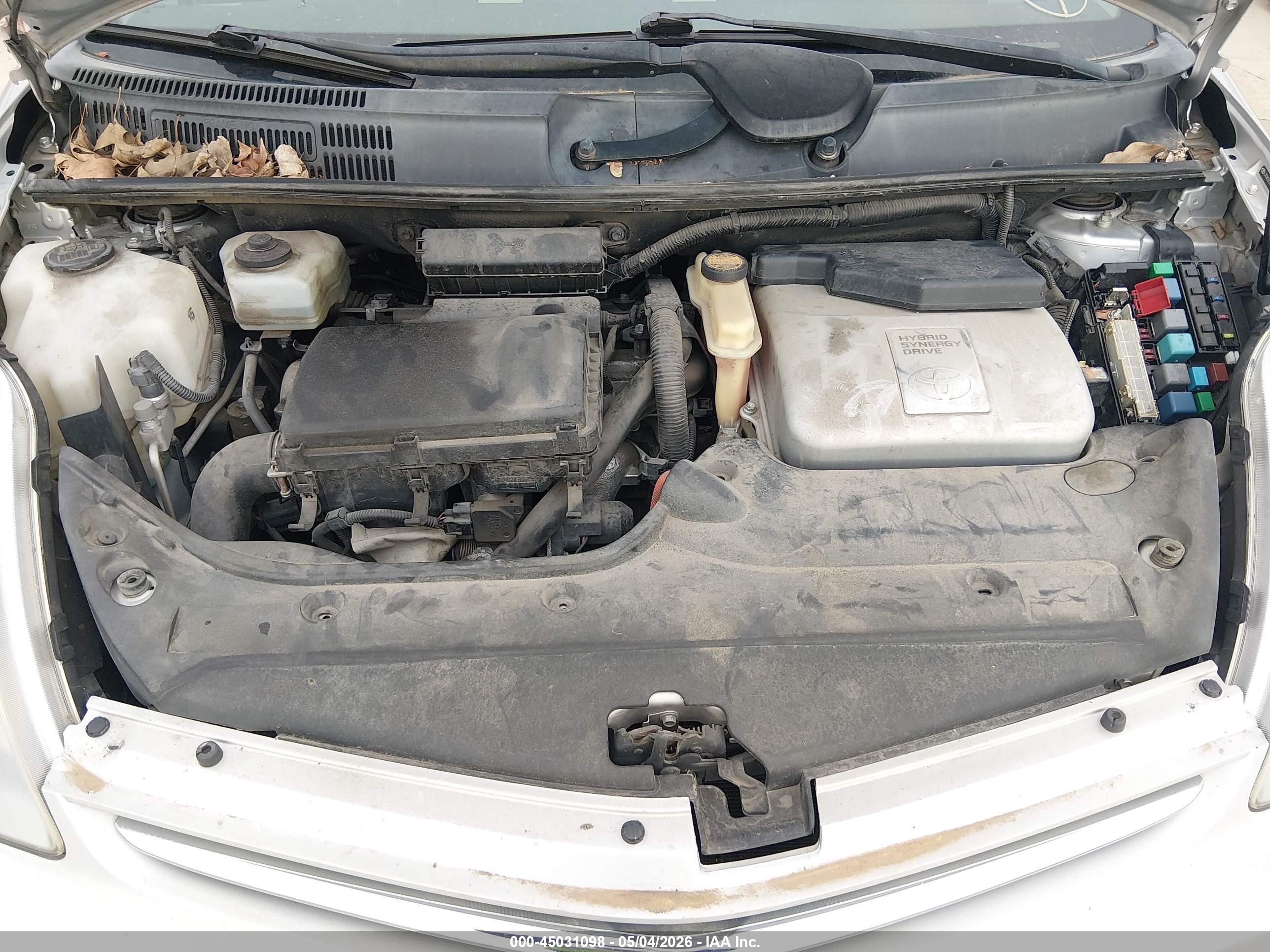 TOYOTA PRIUS image 10