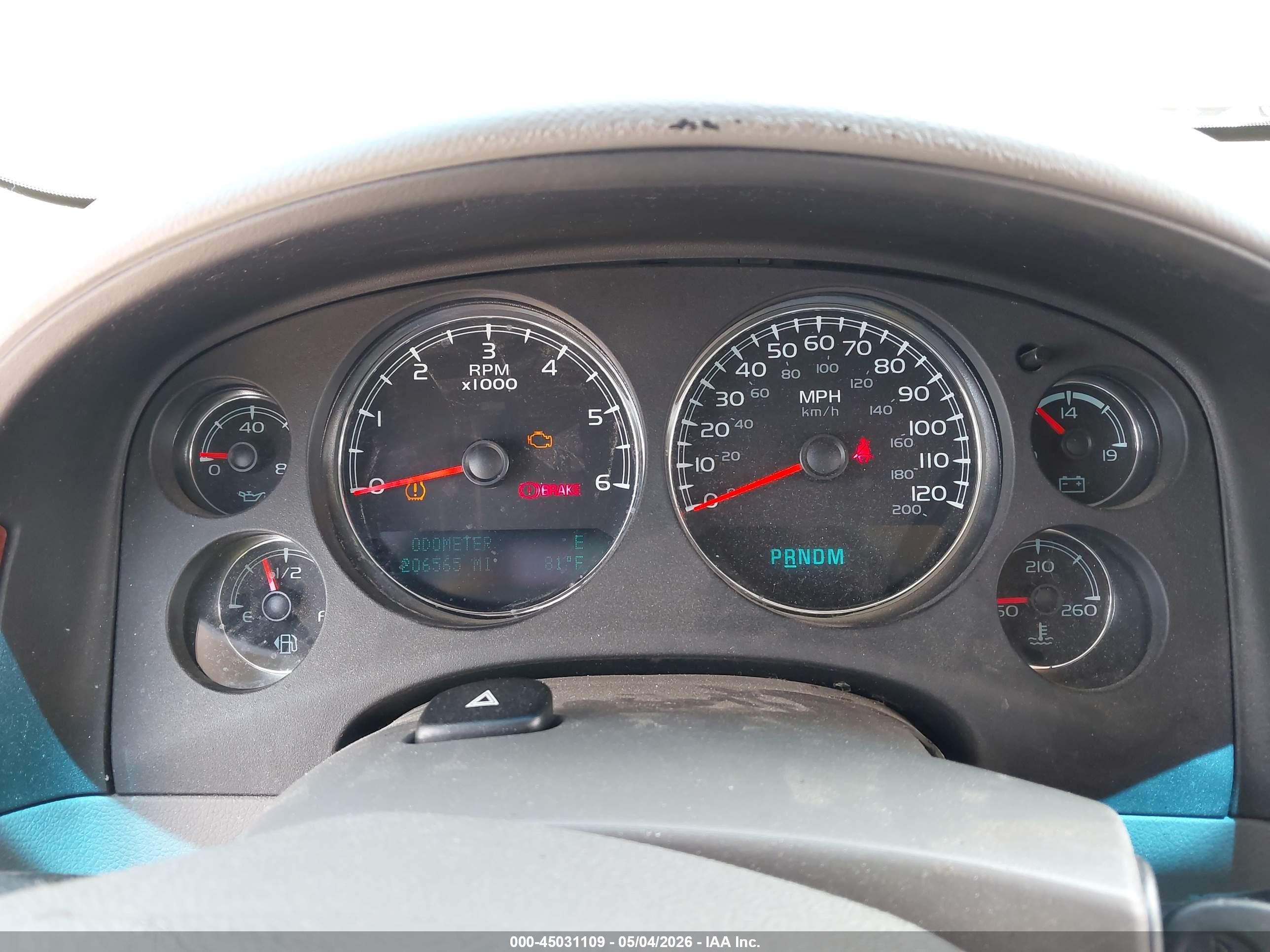CHEVROLET TAHOE image 7