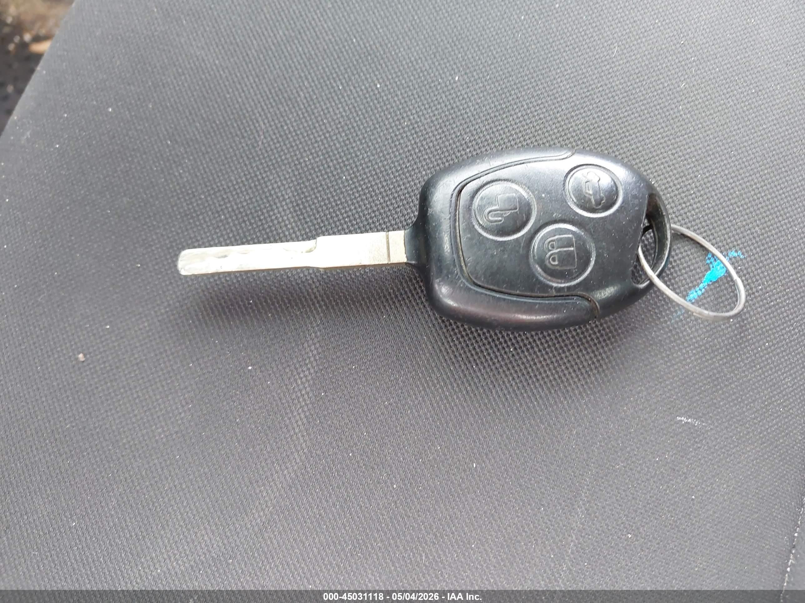FORD FIESTA image 11