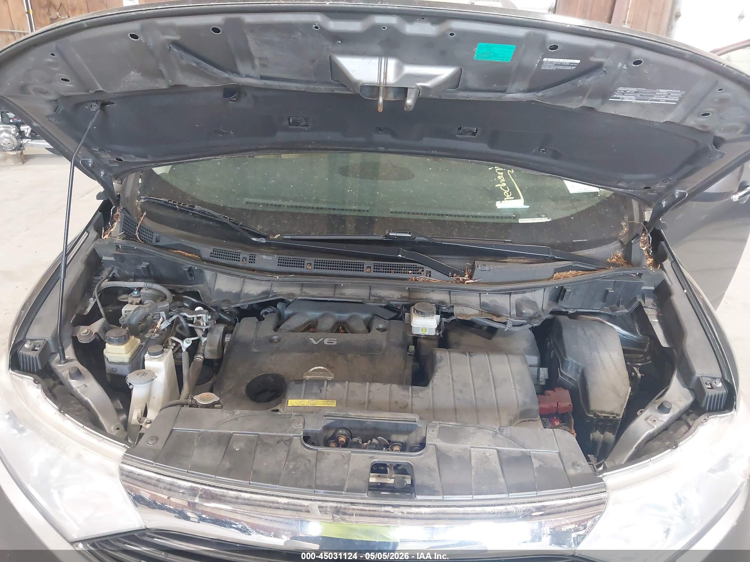 NISSAN QUEST image 10