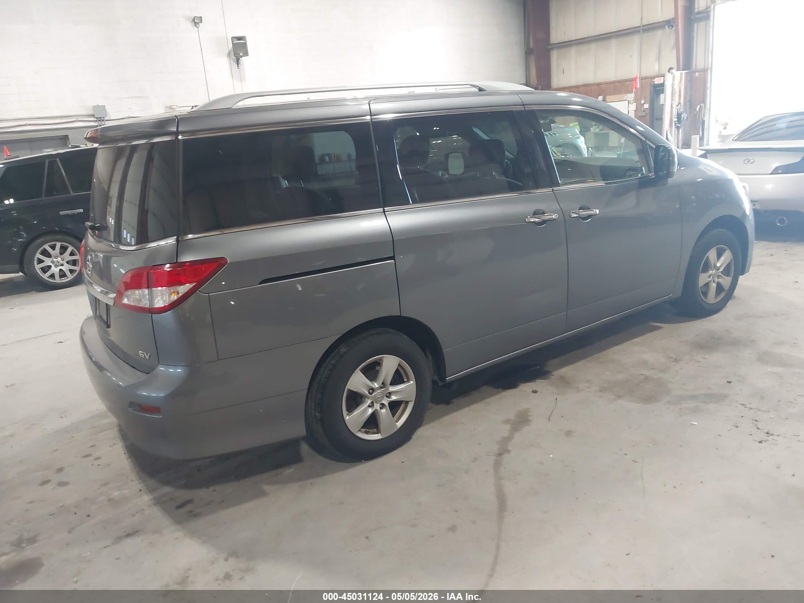 NISSAN QUEST image 4