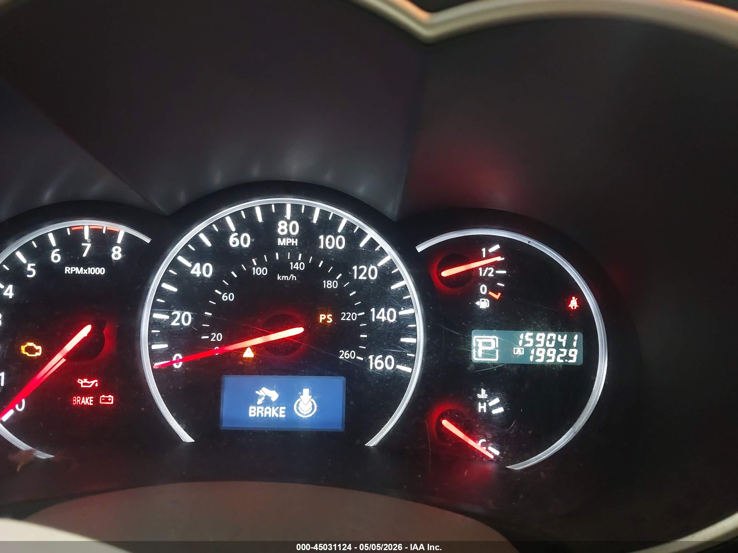 NISSAN QUEST image 7