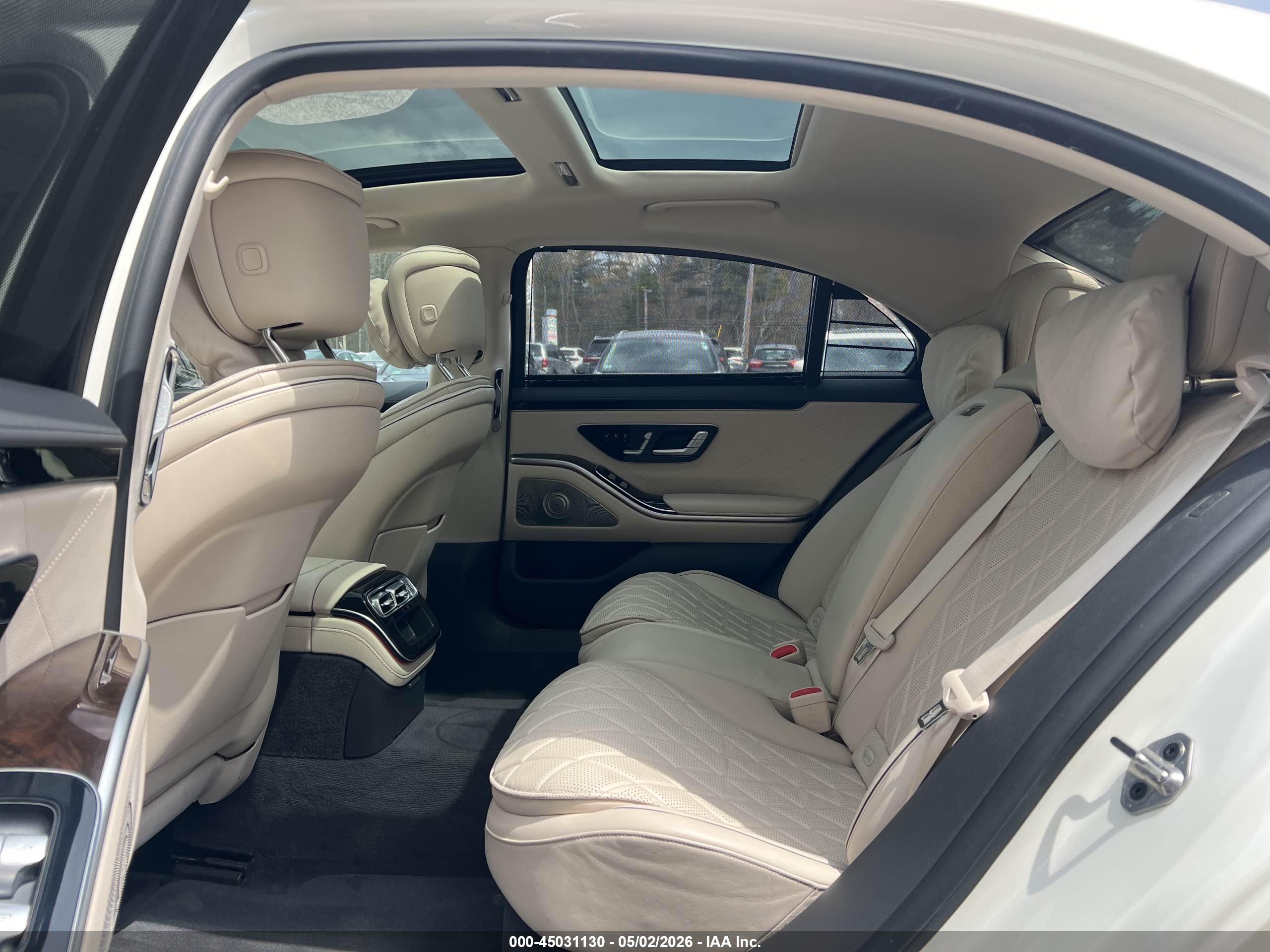 MERCEDES-BENZ S image 8