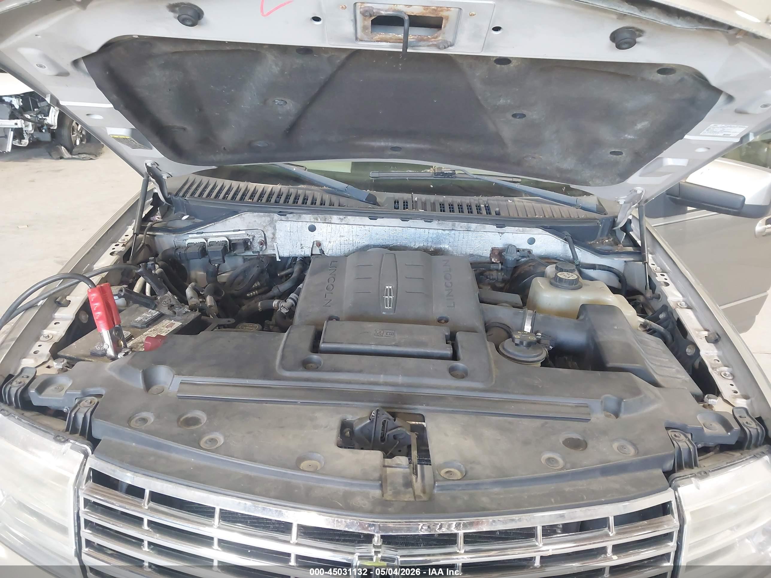 LINCOLN NAVIGATOR image 10