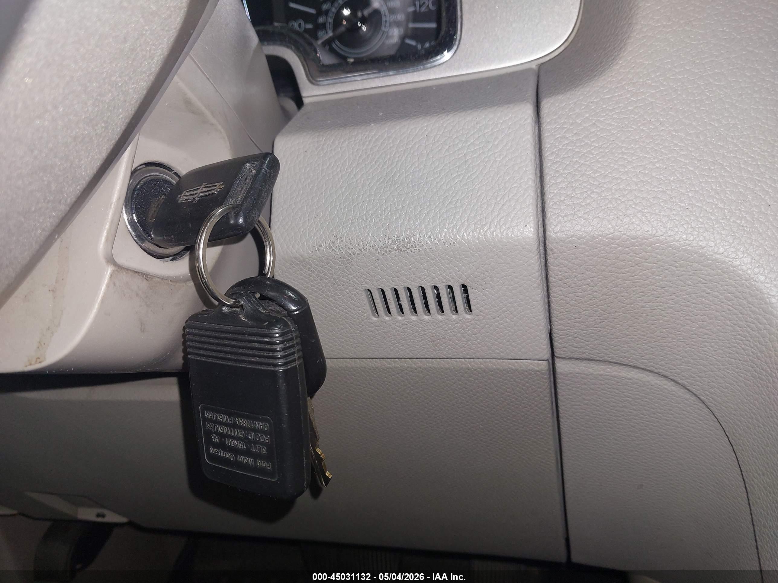 LINCOLN NAVIGATOR image 11