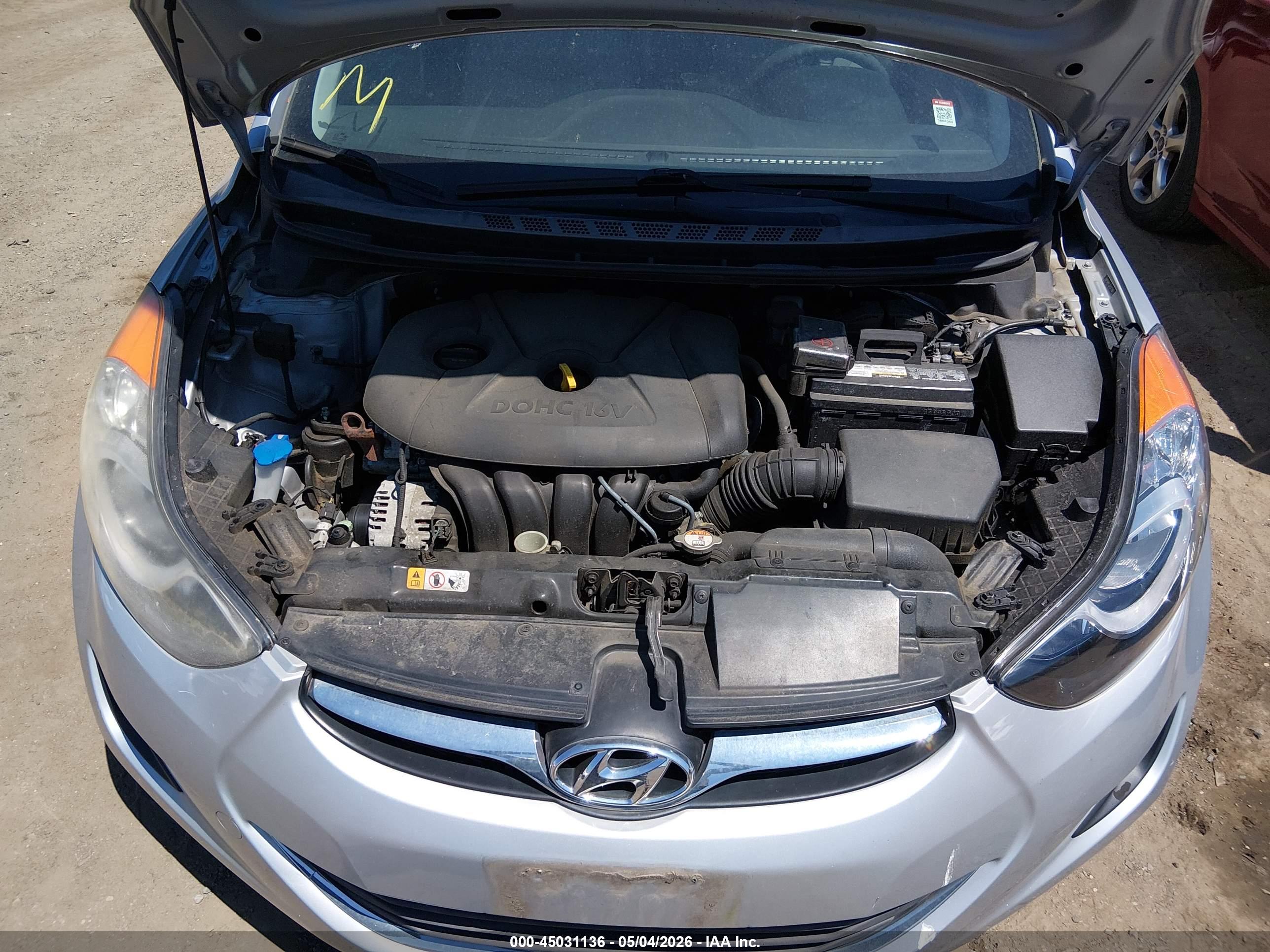 HYUNDAI ELANTRA image 10