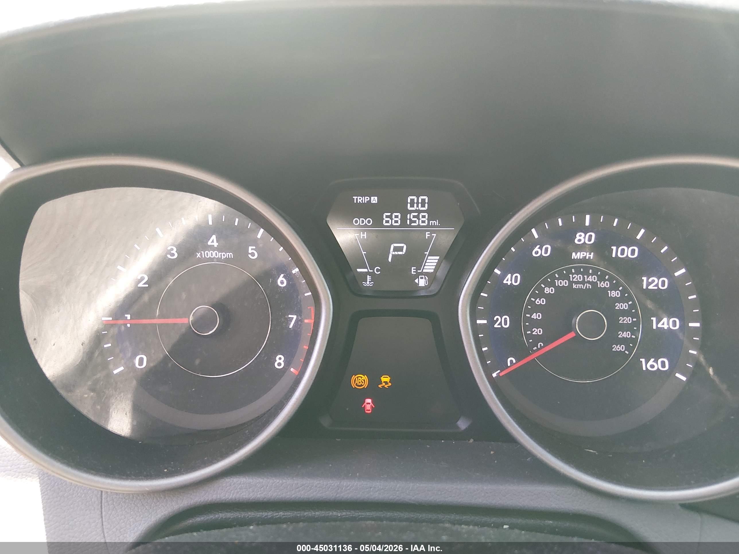 HYUNDAI ELANTRA image 7