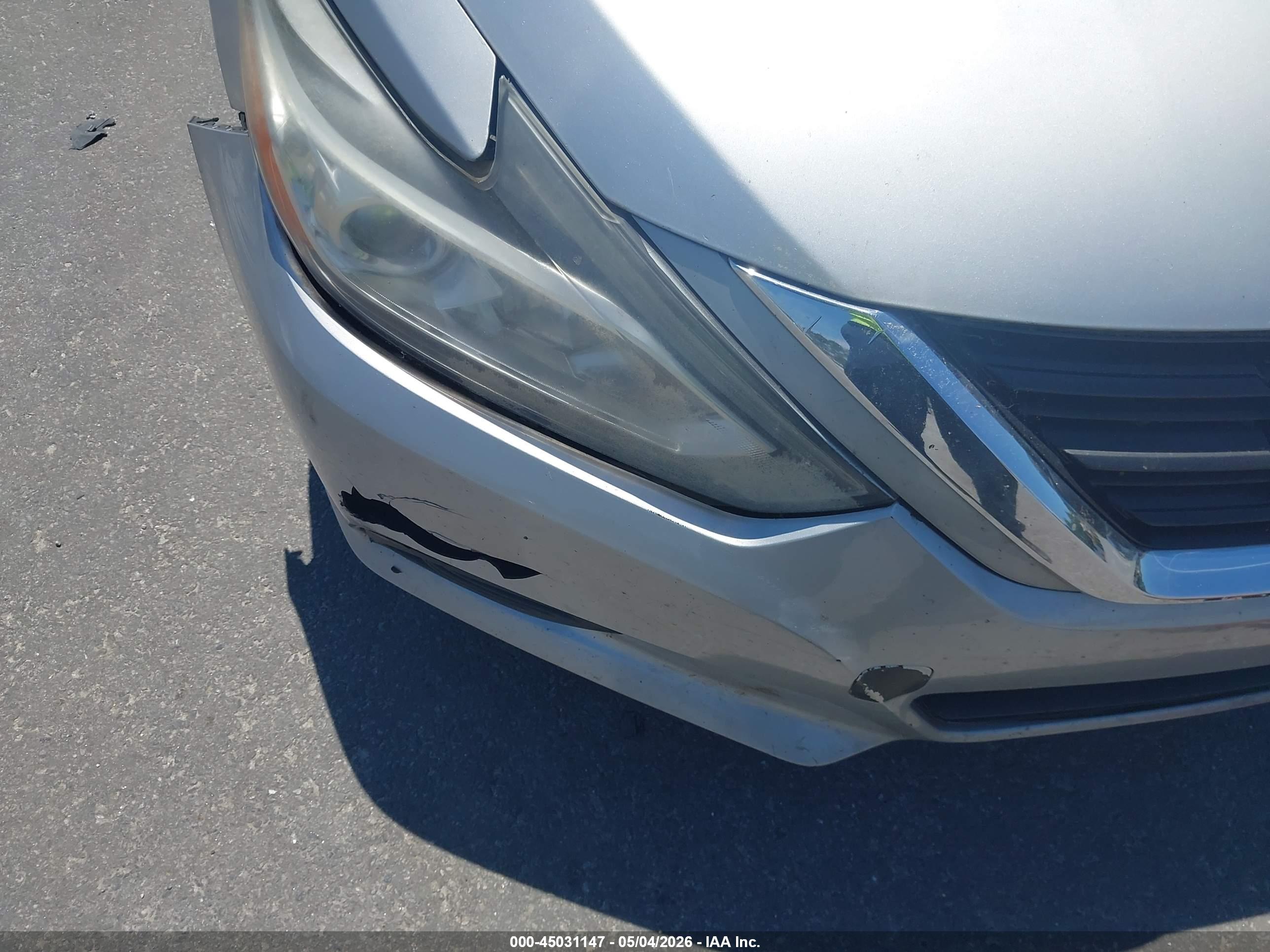 NISSAN ALTIMA image 6