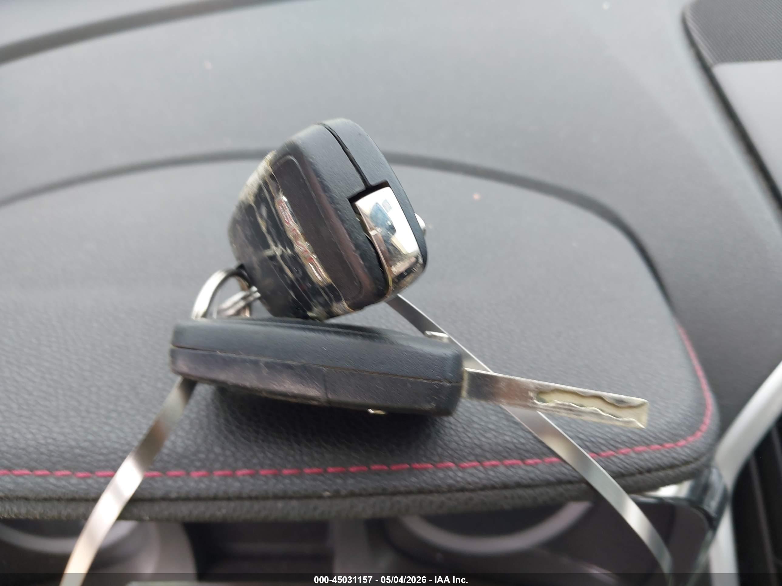 GMC TERRAIN image 11