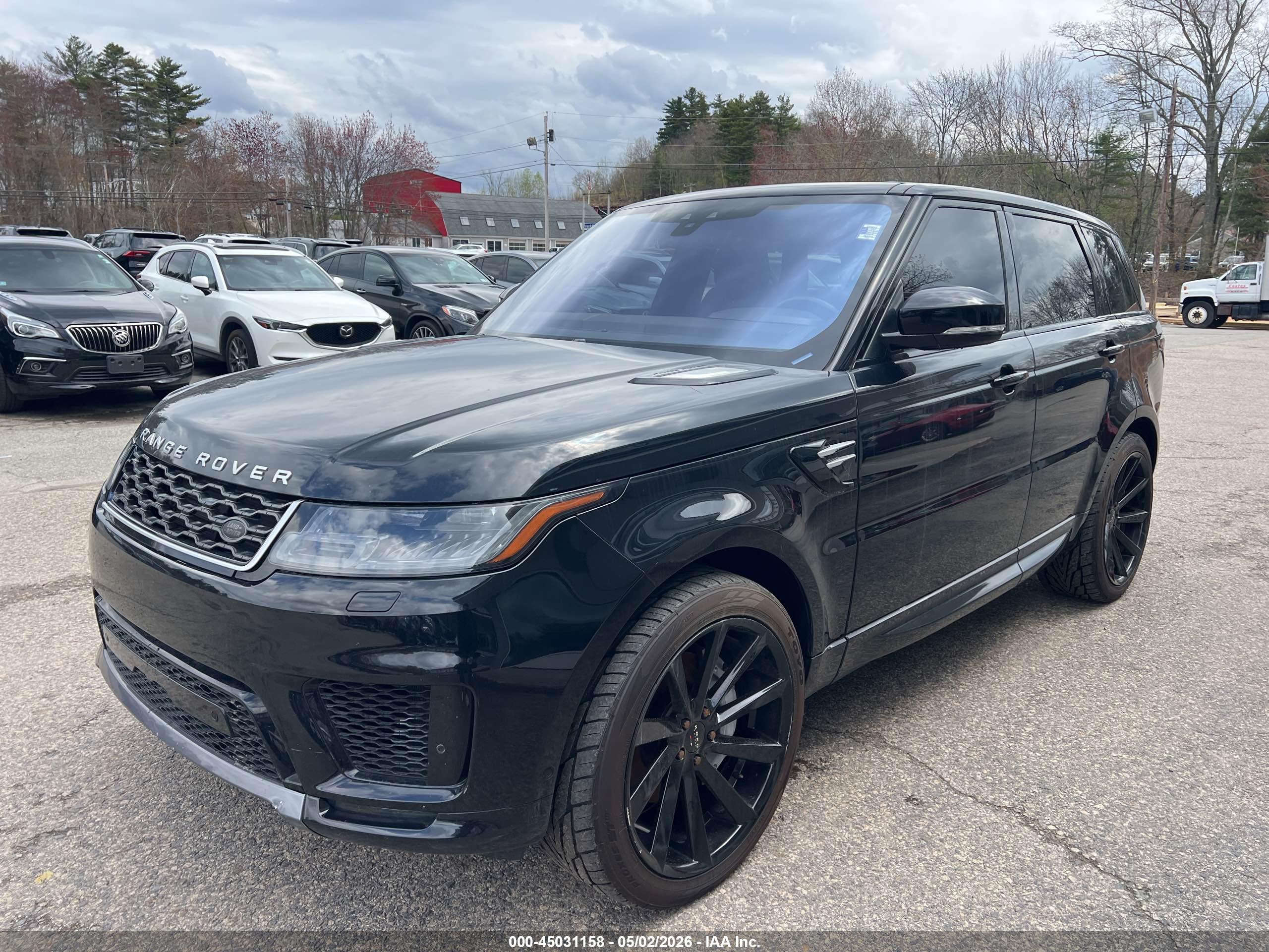 LAND ROVER image 2