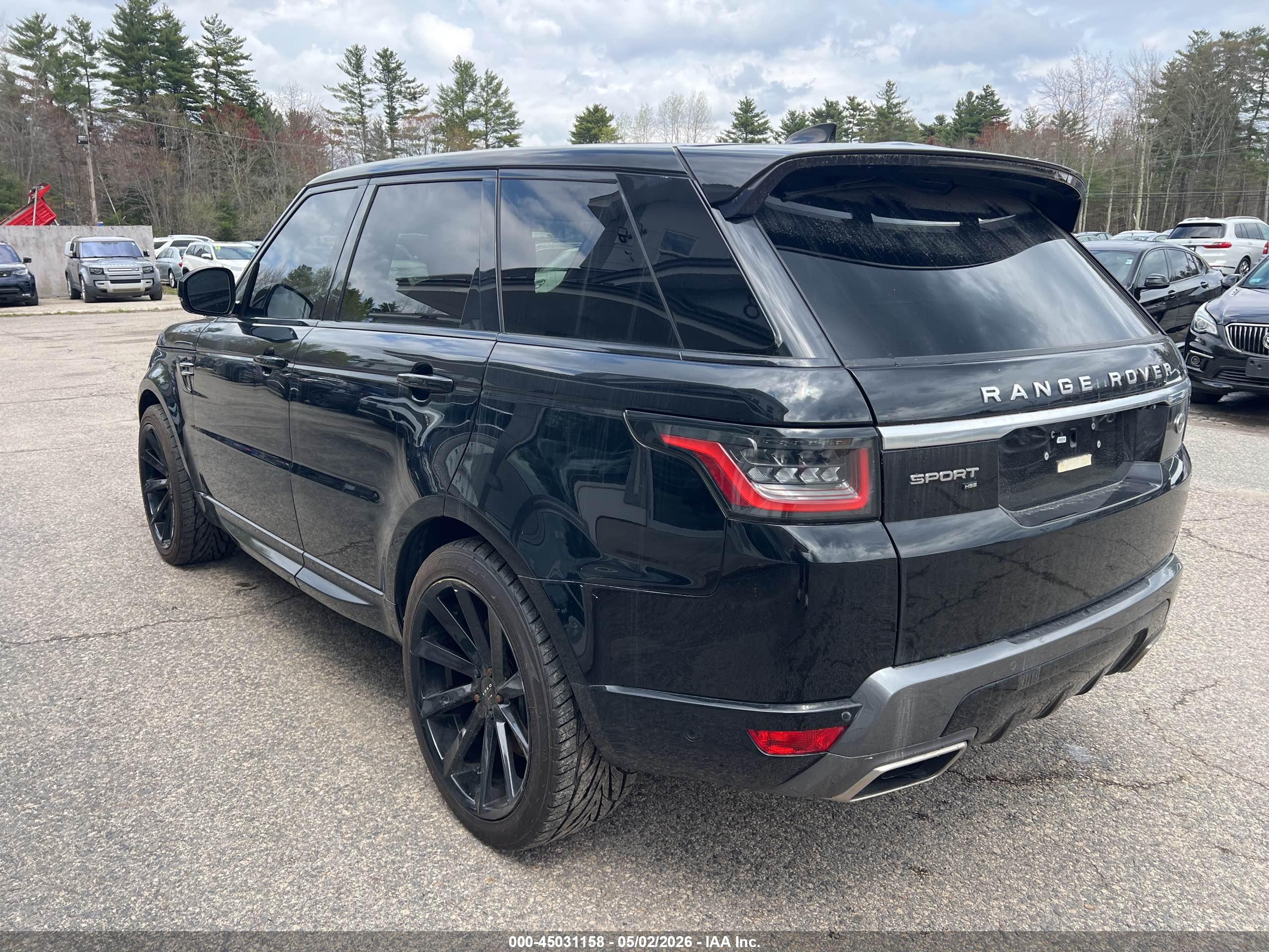 LAND ROVER image 3