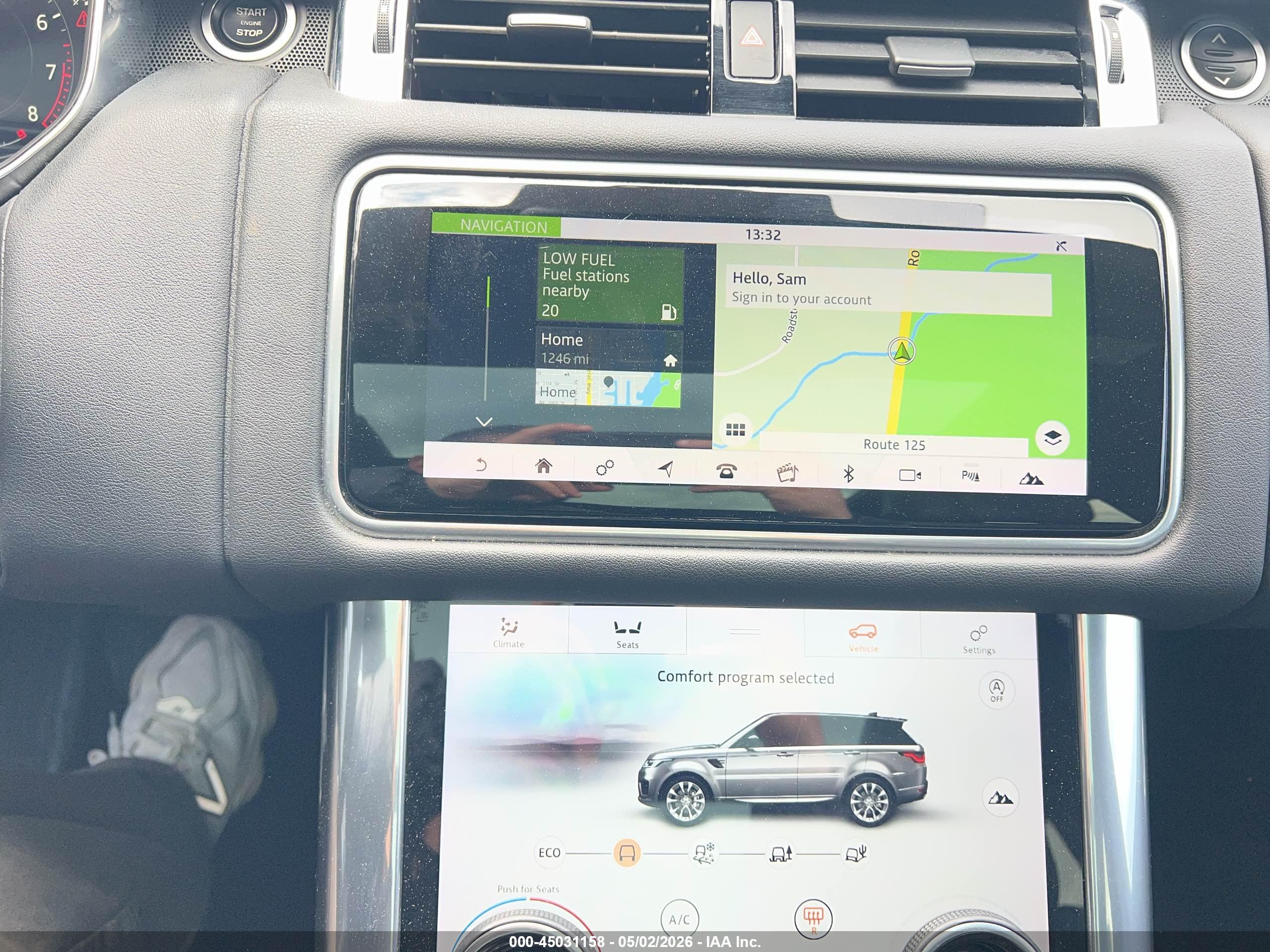 LAND ROVER image 6