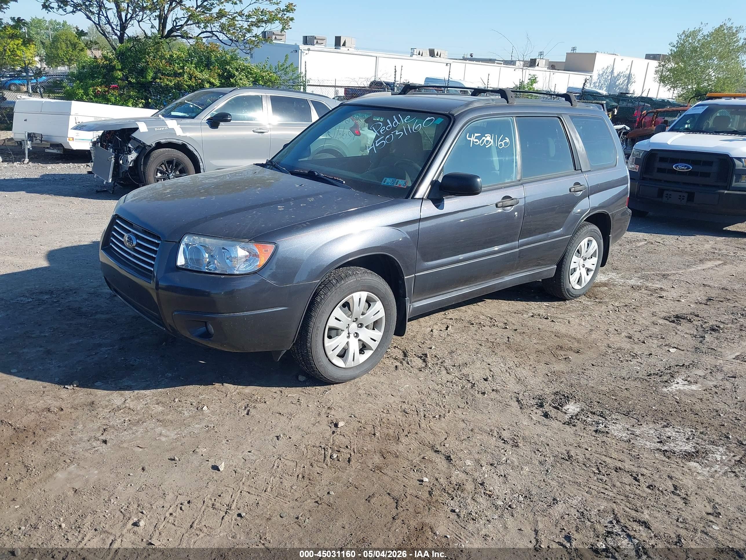 SUBARU FORESTER image 2
