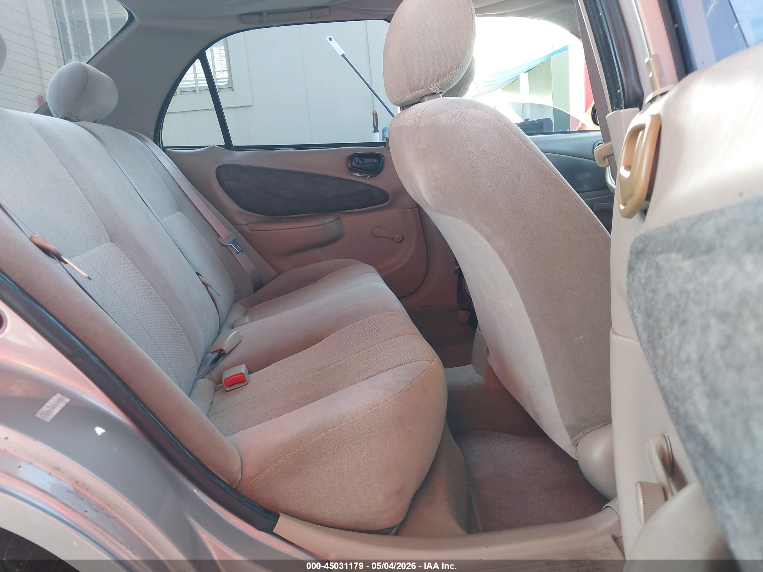 TOYOTA COROLLA image 8