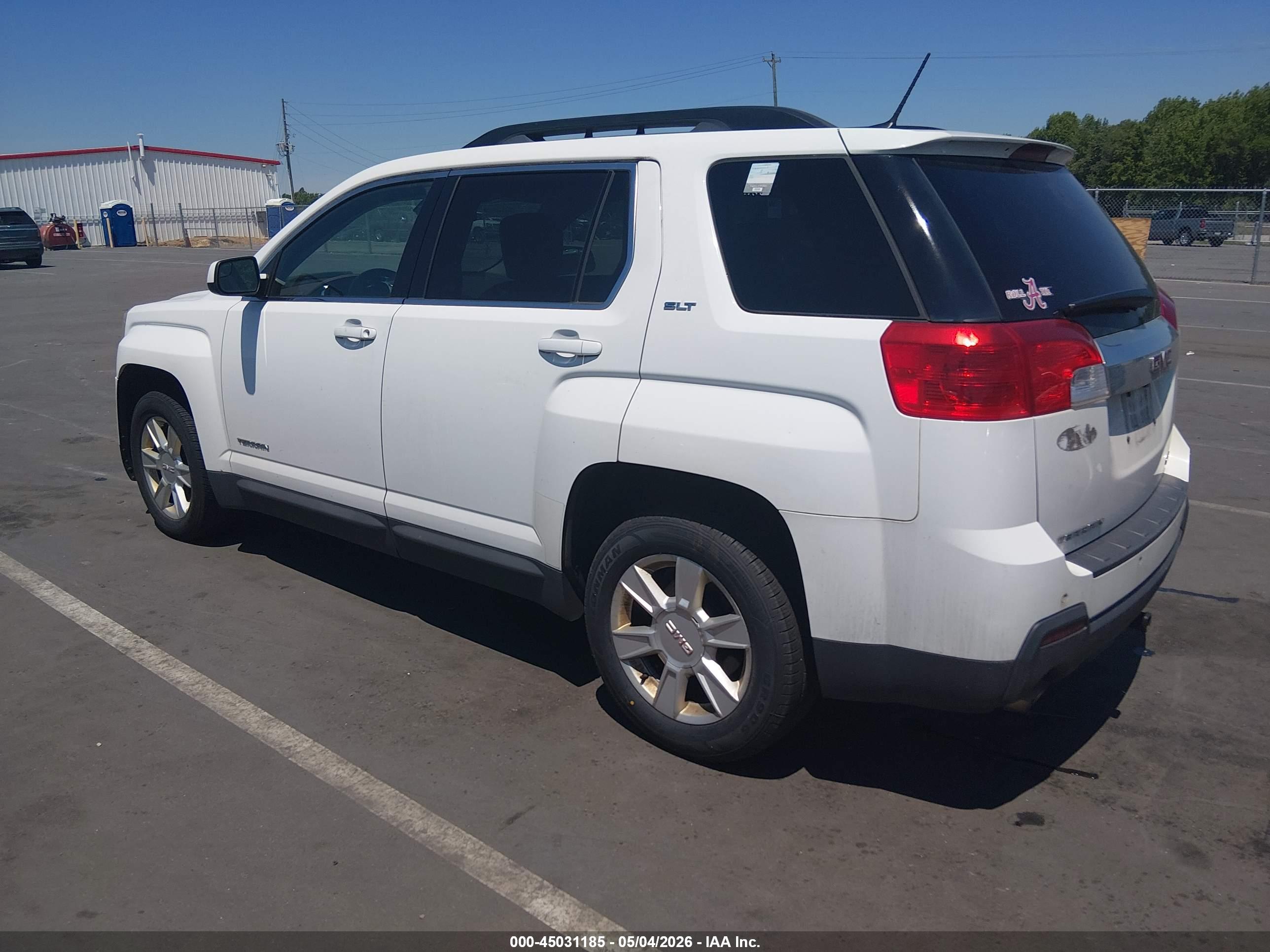 GMC TERRAIN image 3