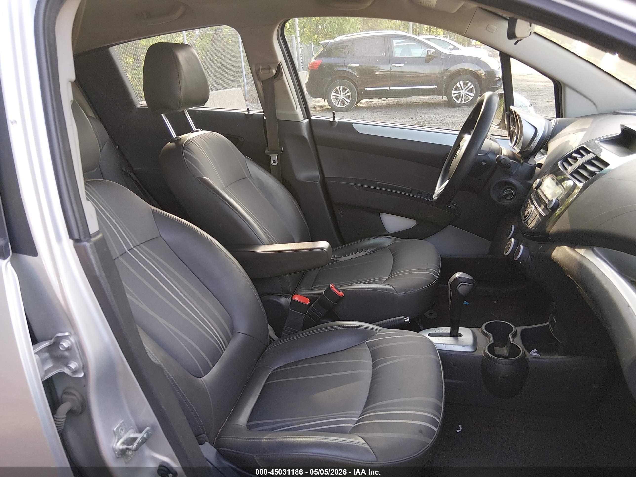 CHEVROLET SPARK image 5