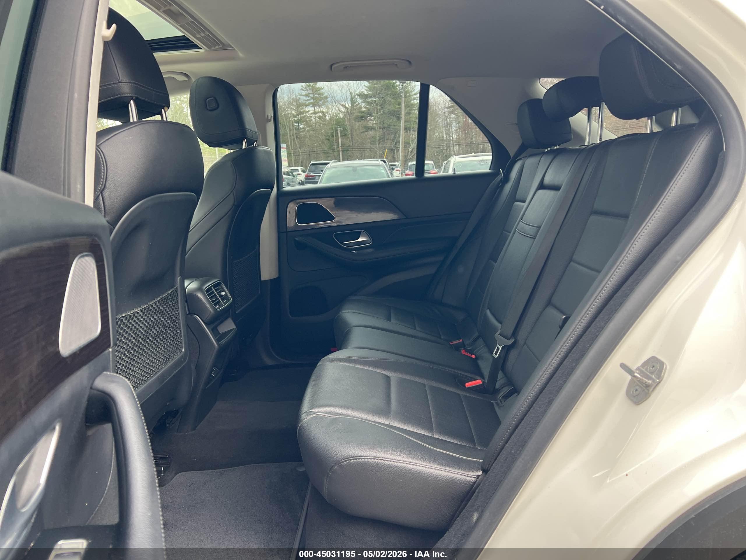 MERCEDES-BENZ GLE image 8