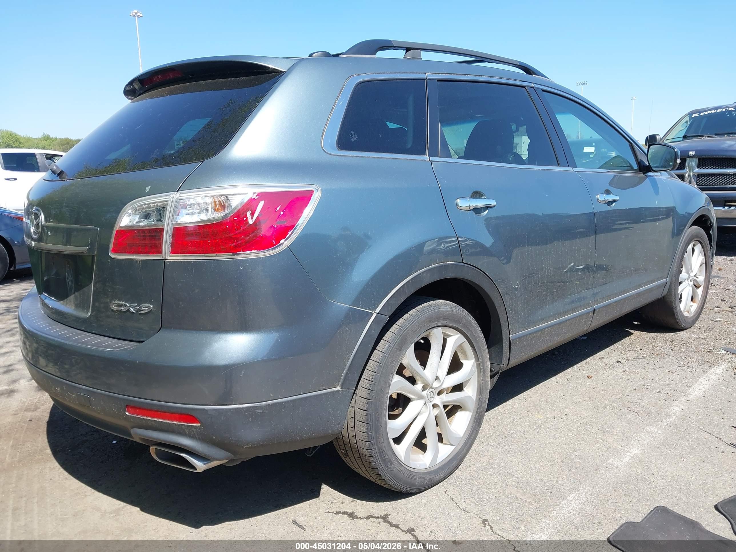MAZDA CX-9 image 4