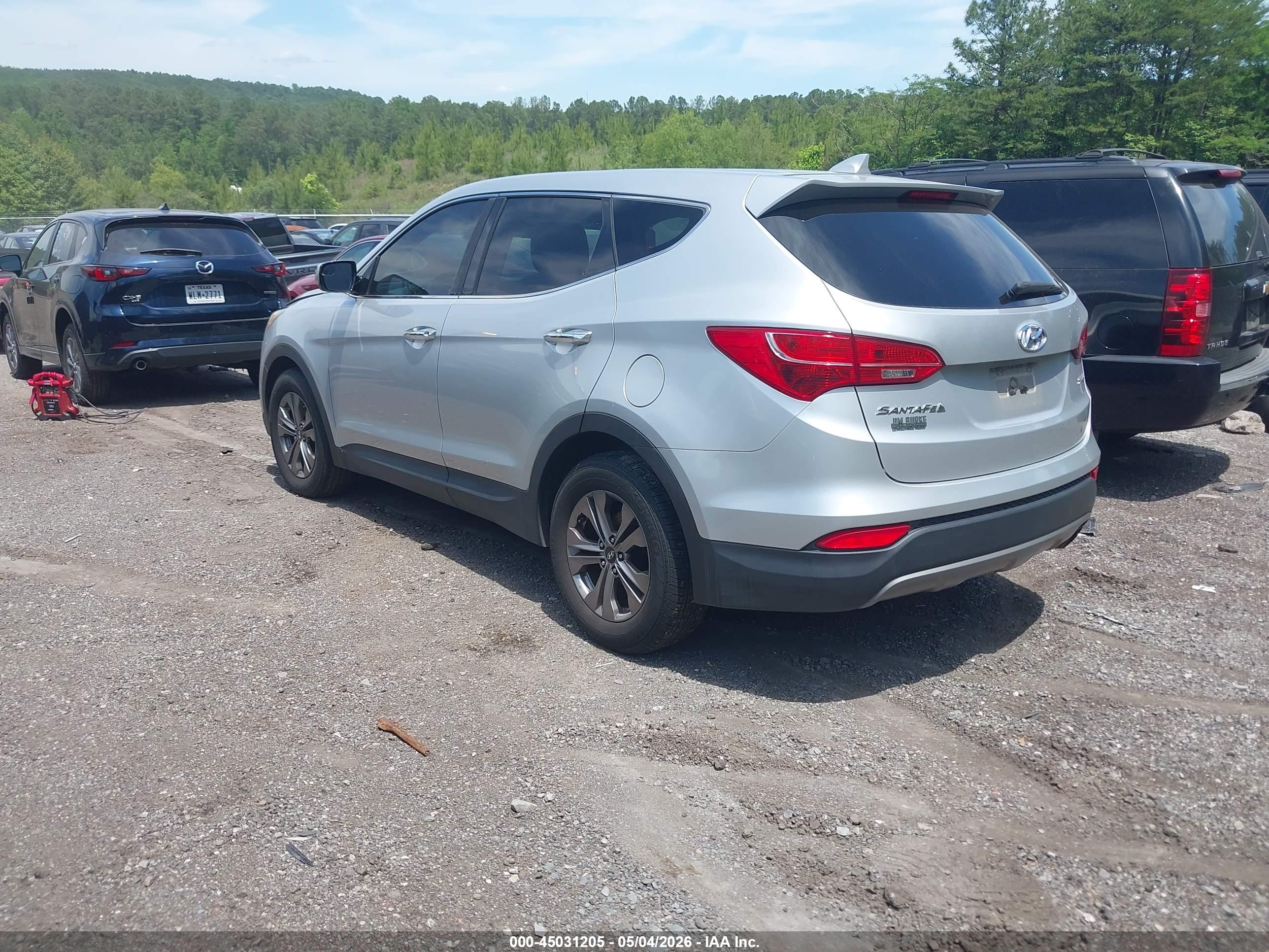 HYUNDAI SANTA image 3