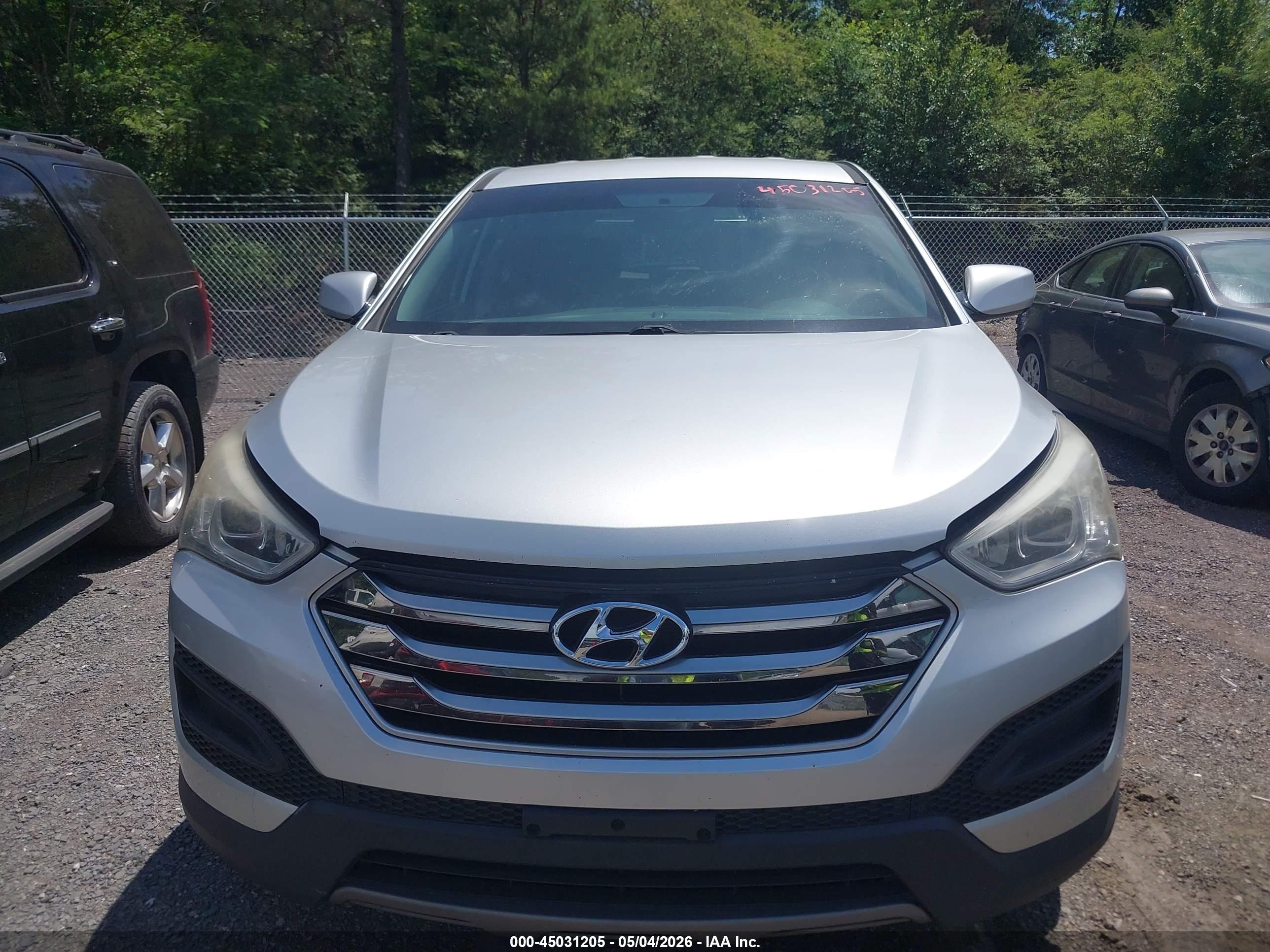 HYUNDAI SANTA image 6