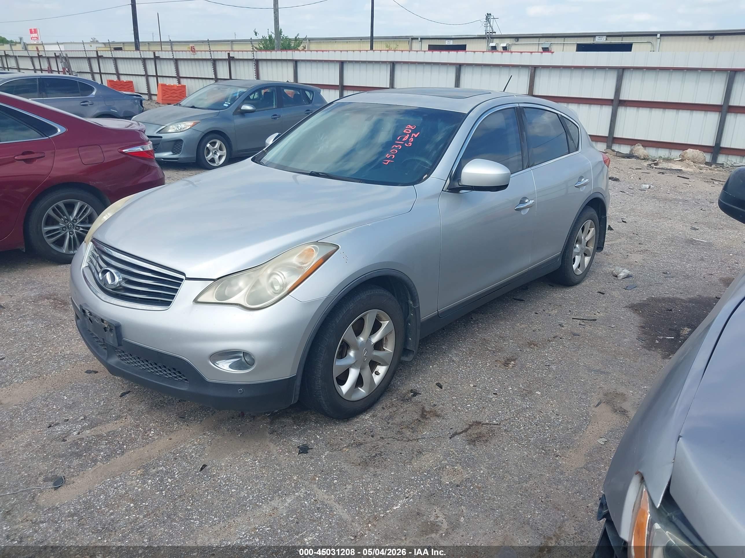 INFINITI EX35 image 2