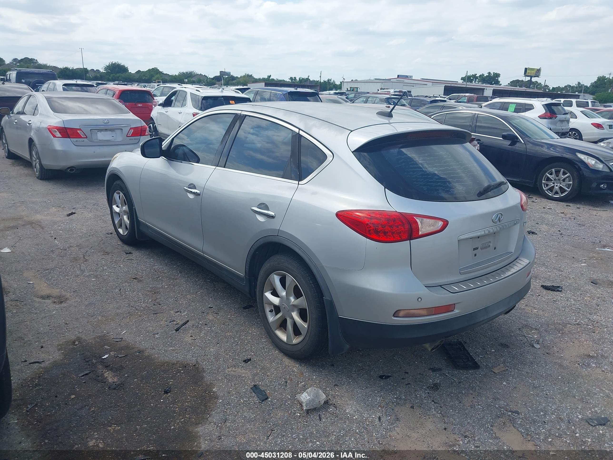 INFINITI EX35 image 3