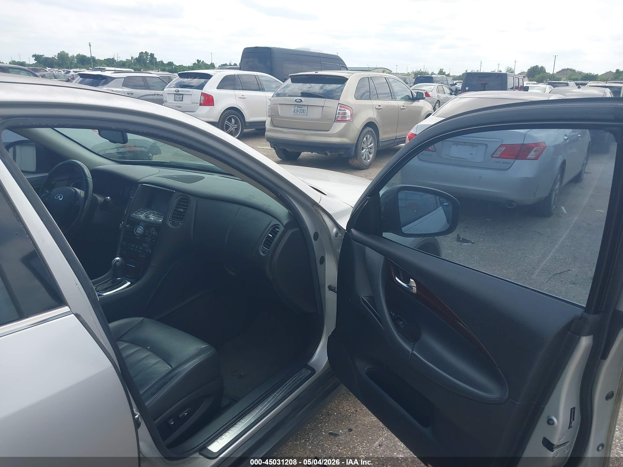 INFINITI EX35 image 5