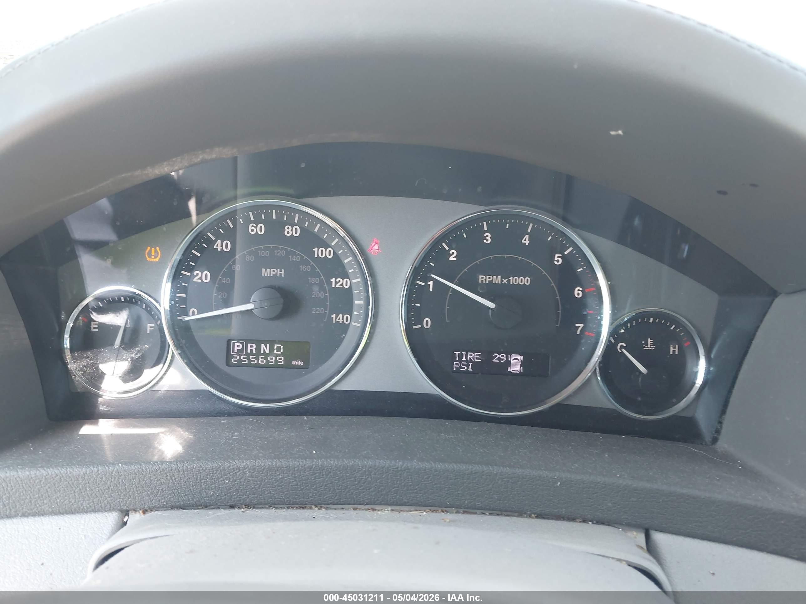 JEEP GRAND image 7