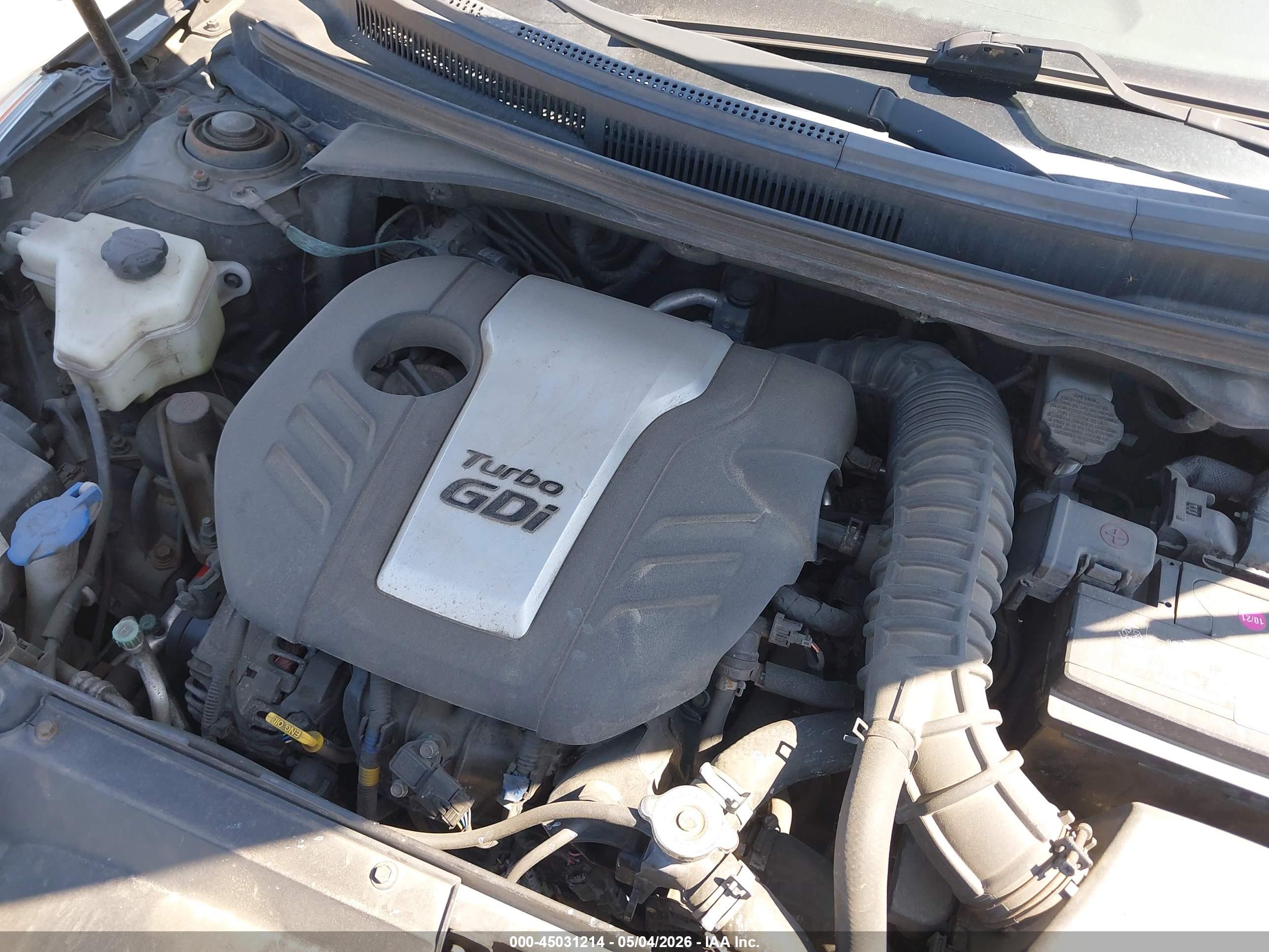 HYUNDAI VELOSTER image 6