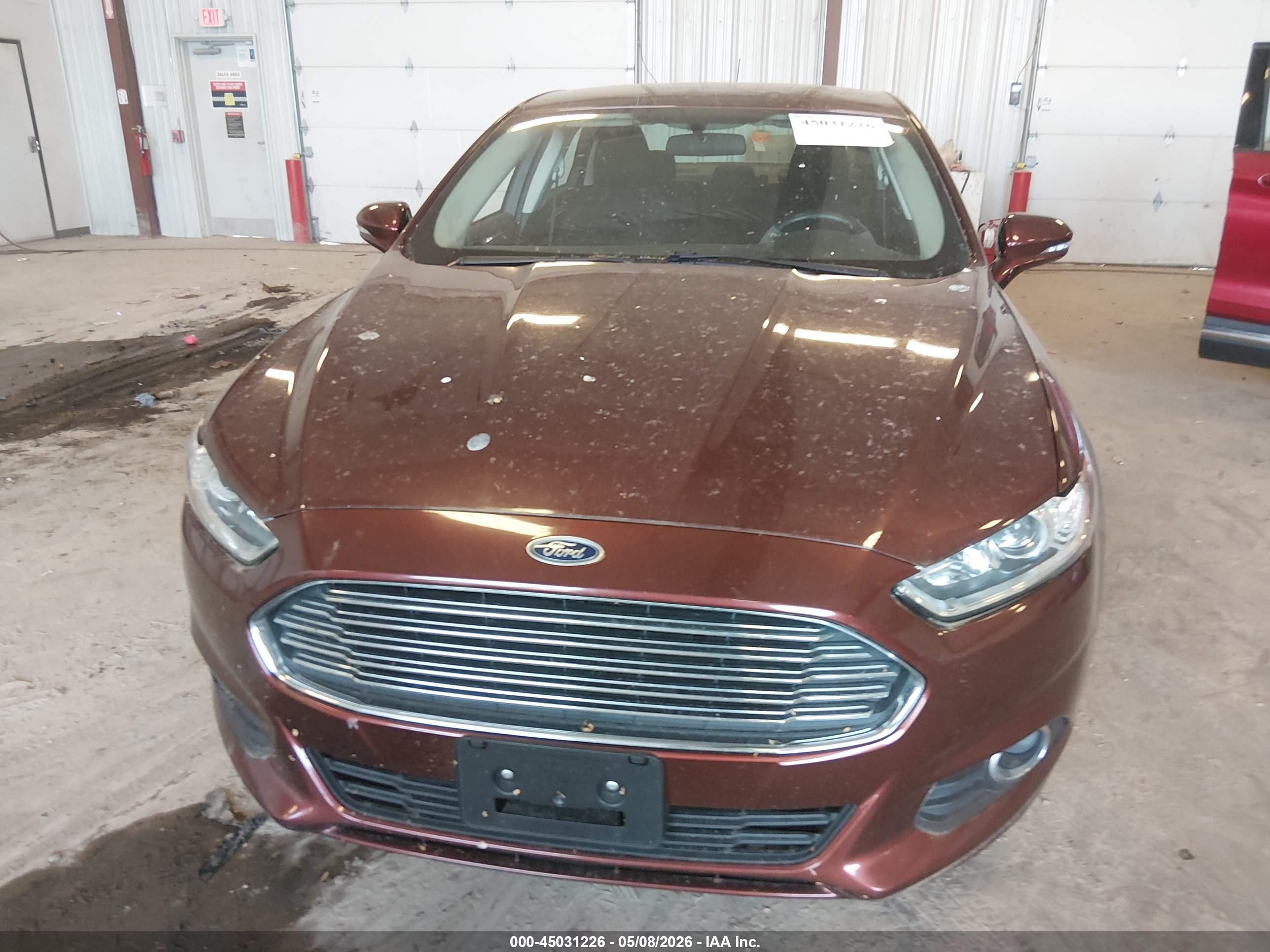 FORD FUSION image 6
