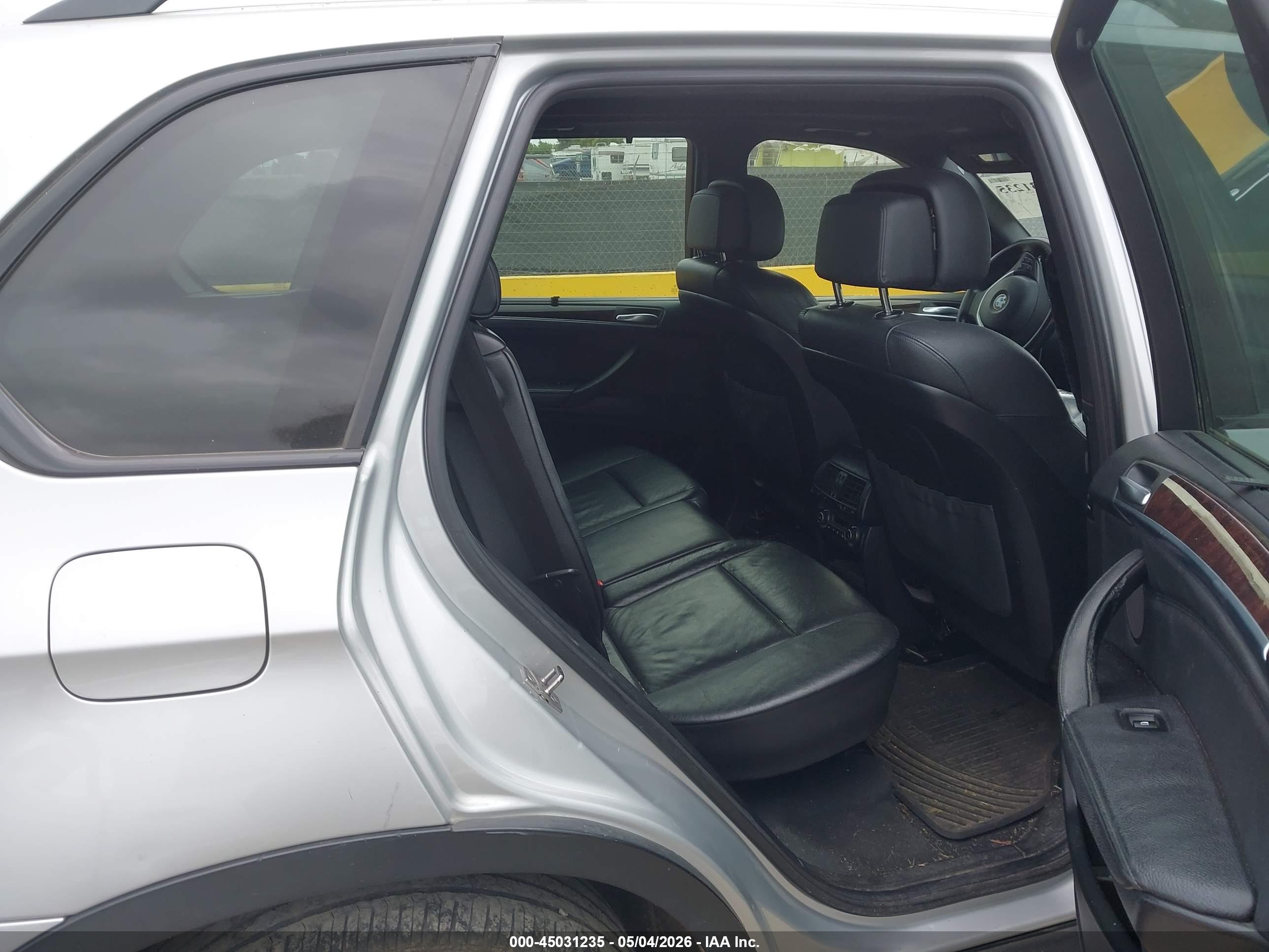 BMW X5 image 8