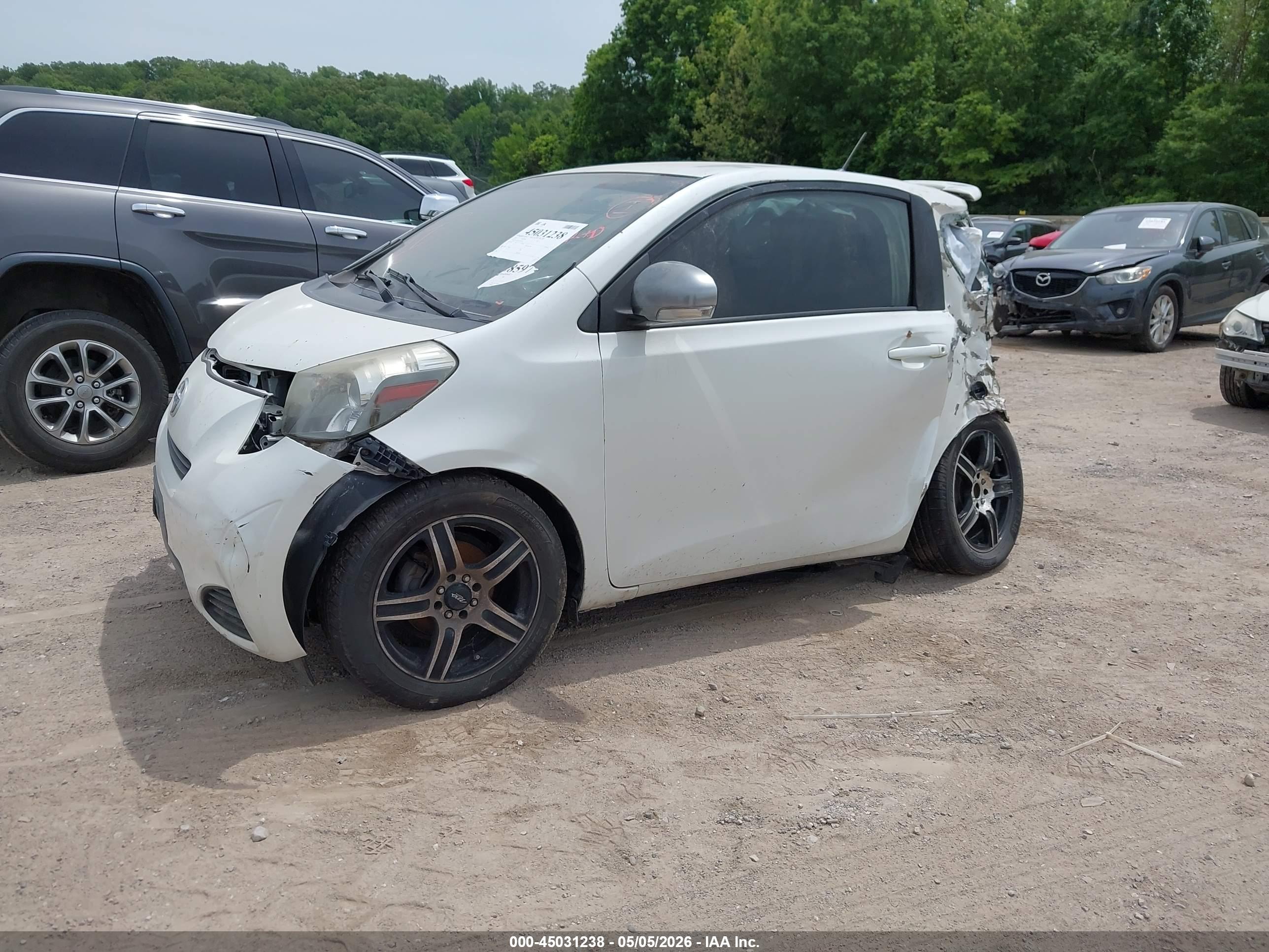 SCION IQ image 2