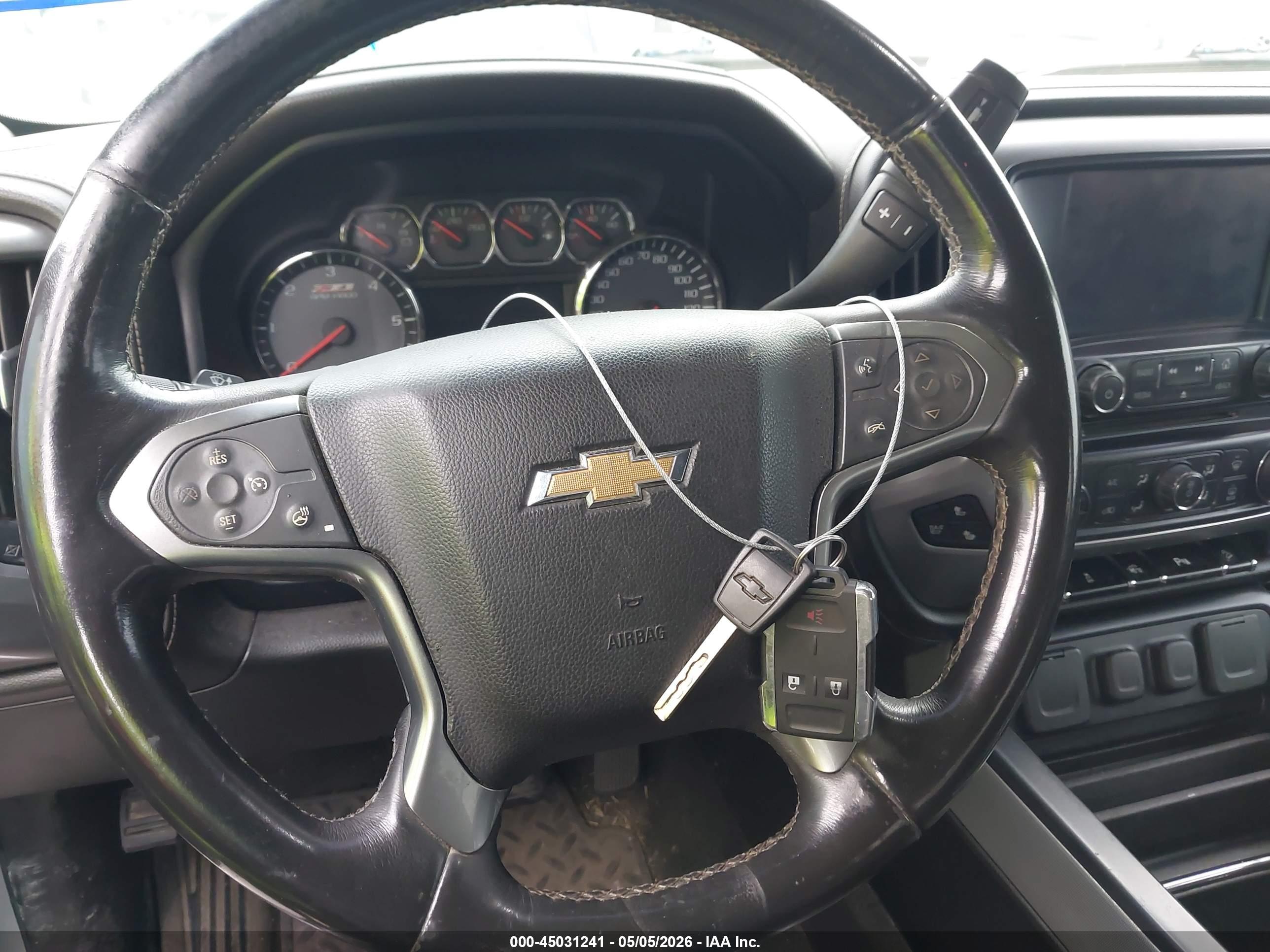 CHEVROLET SILVERADO image 11