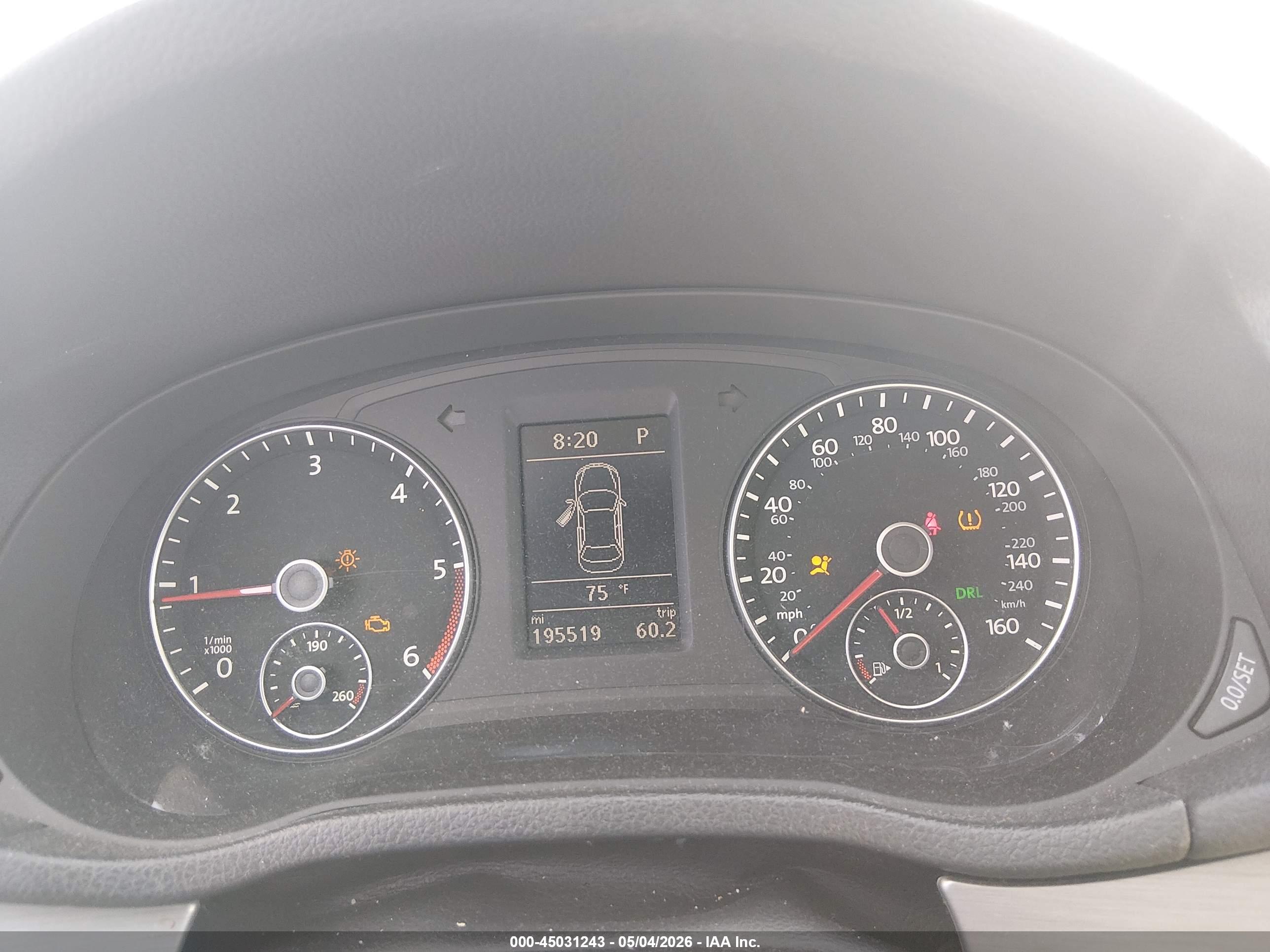 VOLKSWAGEN PASSAT image 7
