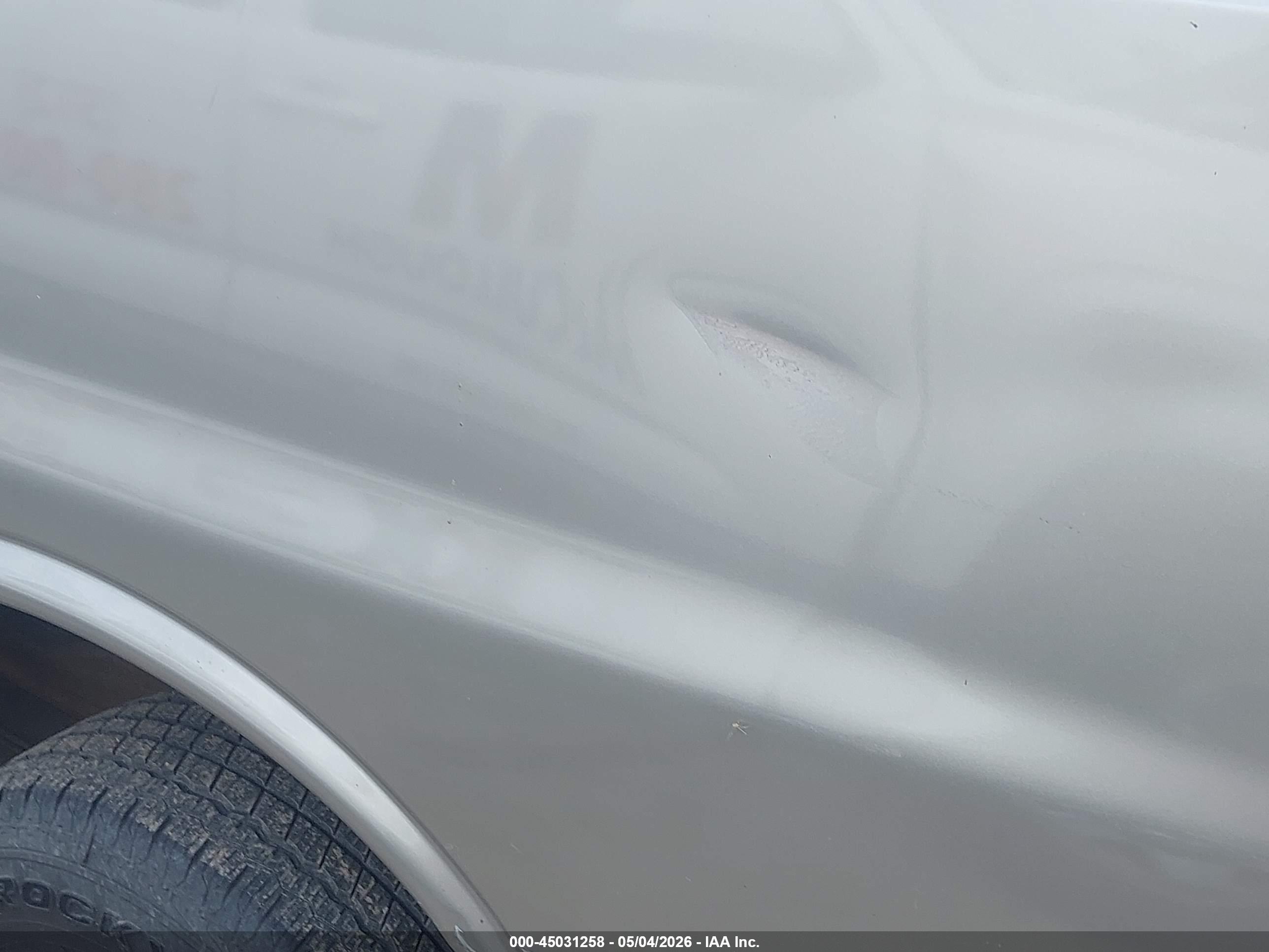 CHEVROLET EXPRESS image 6