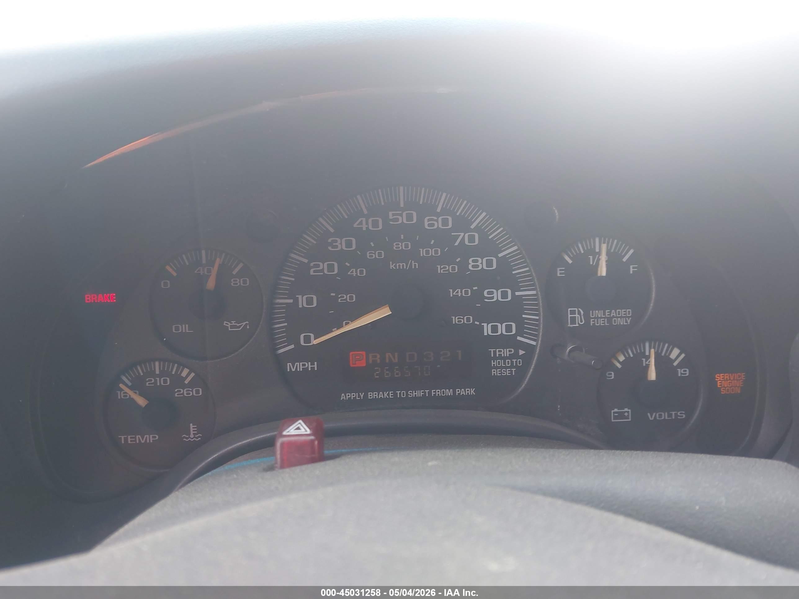 CHEVROLET EXPRESS image 7