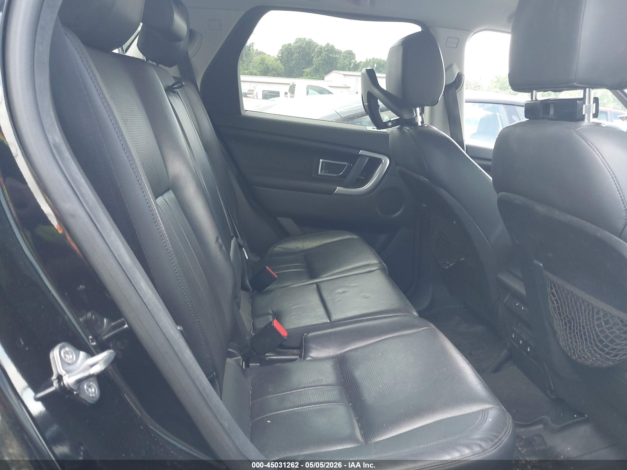 LAND ROVER image 8
