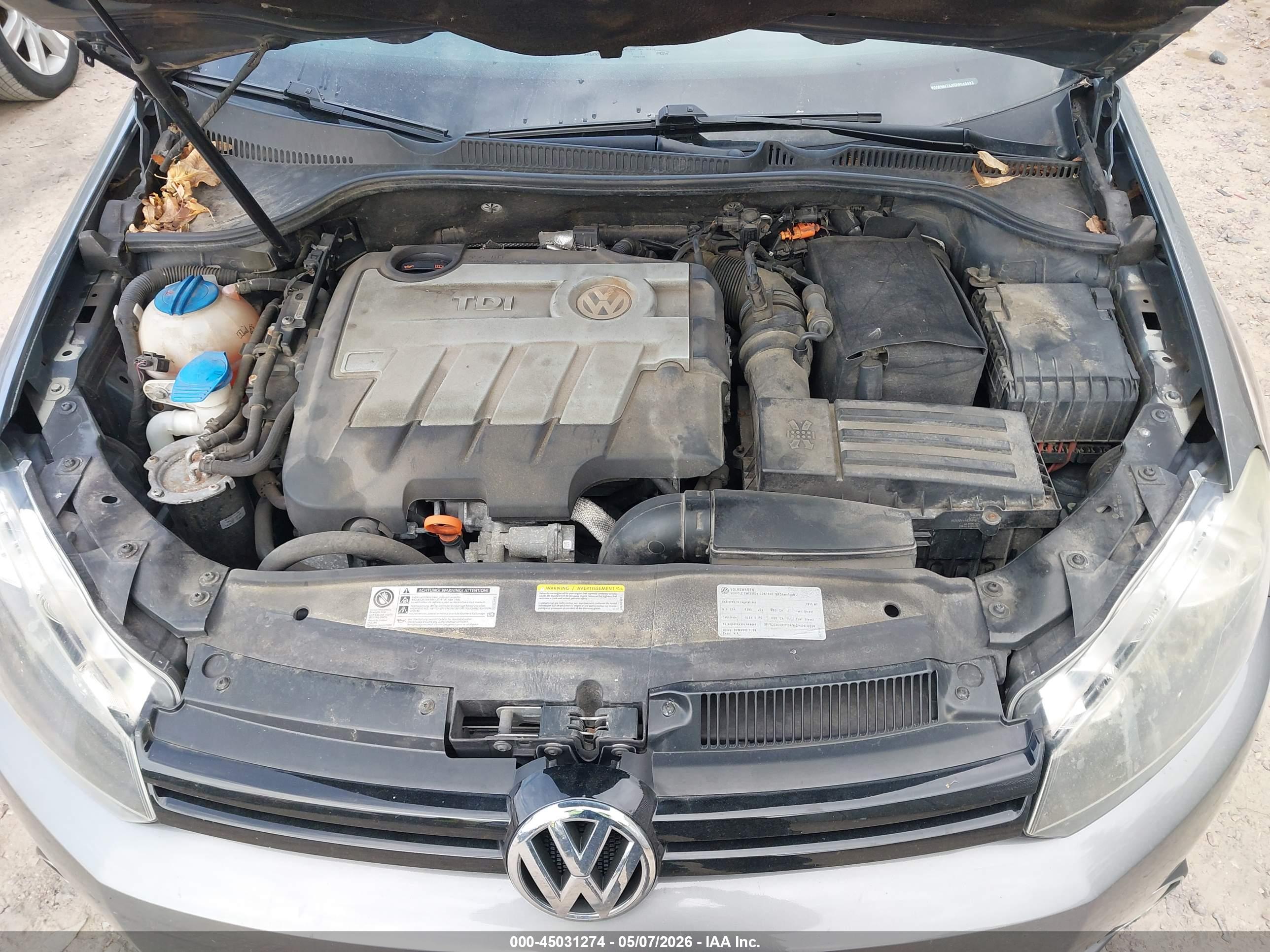 VOLKSWAGEN GOLF image 10