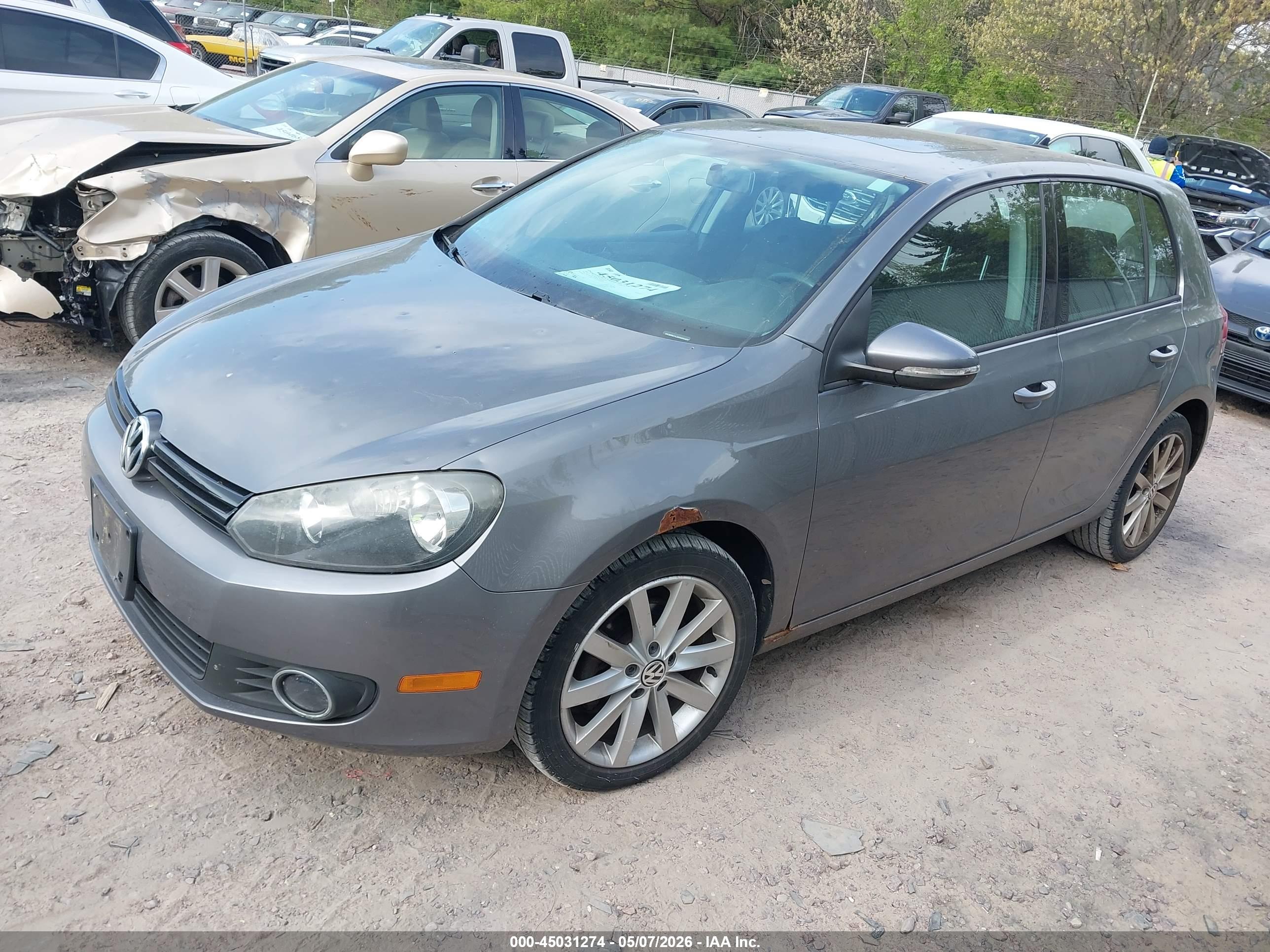 VOLKSWAGEN GOLF image 2