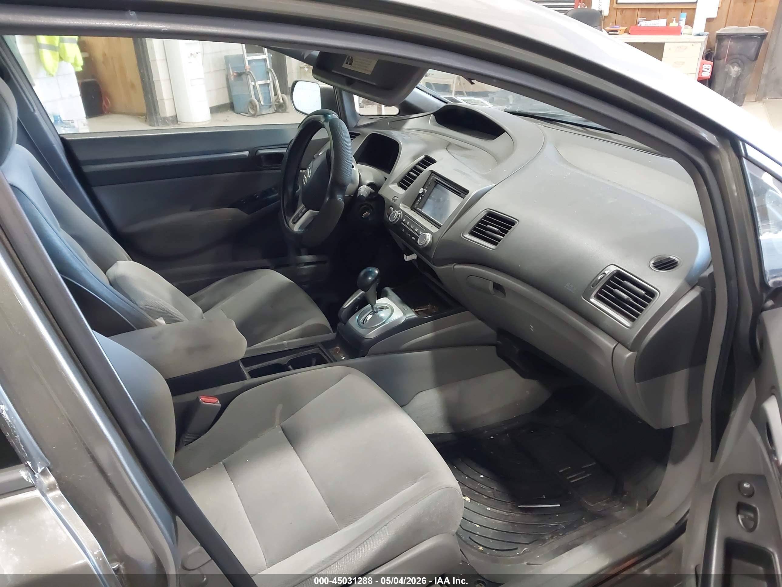 HONDA CIVIC image 5
