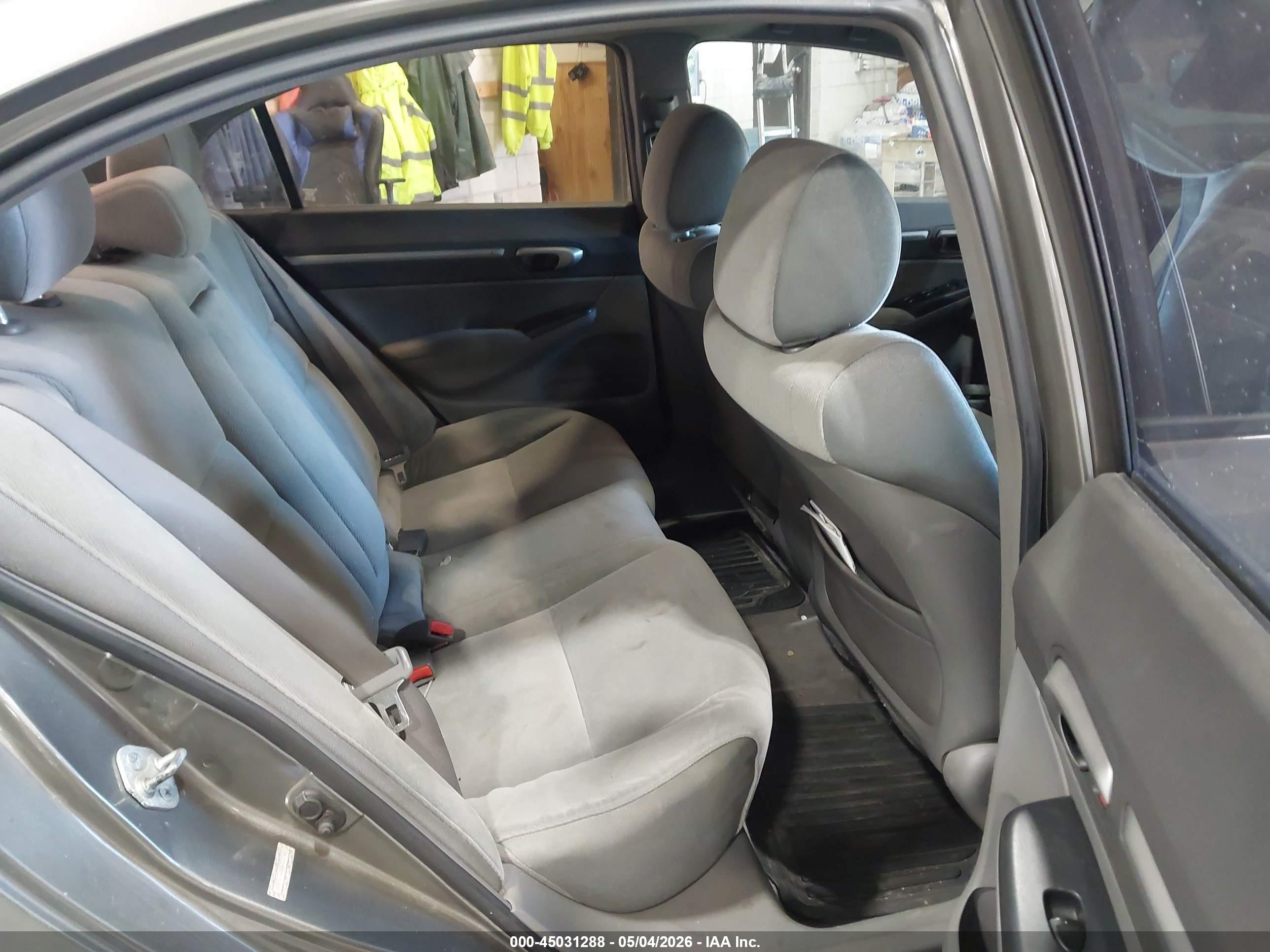 HONDA CIVIC image 8