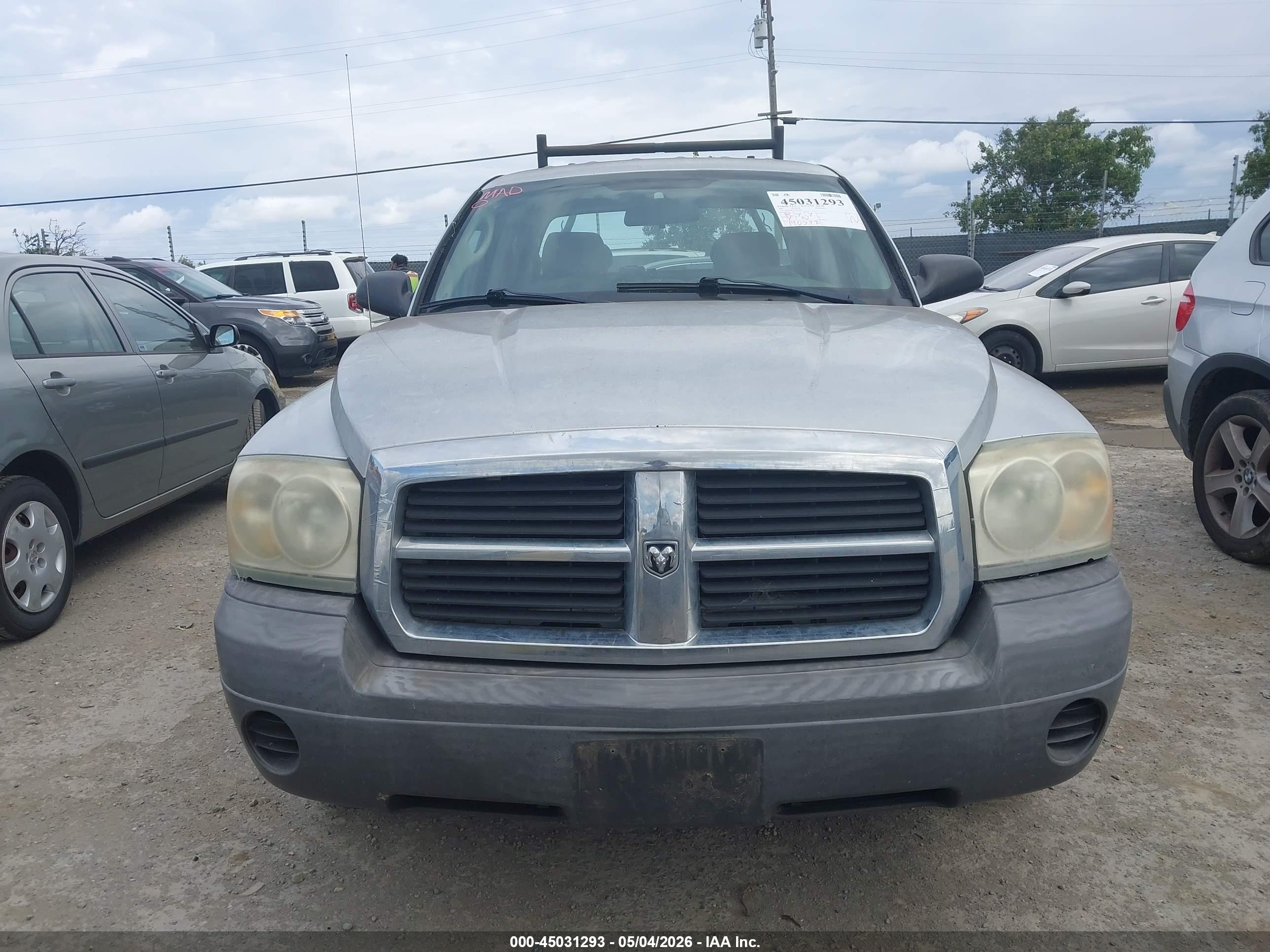 DODGE DAKOTA image 6